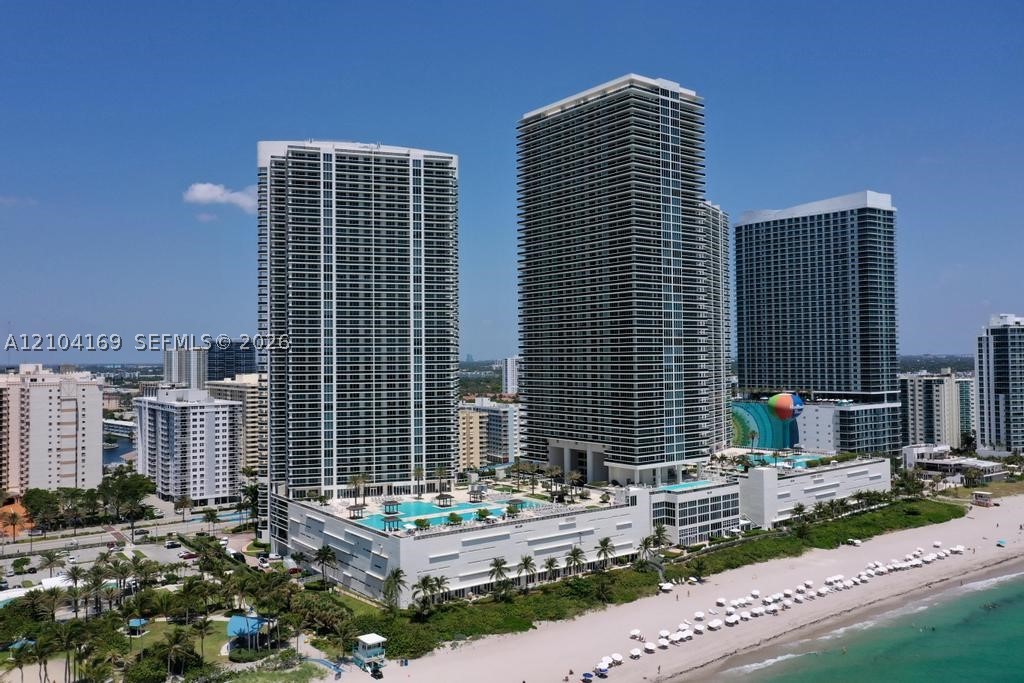 image Beach Club 139