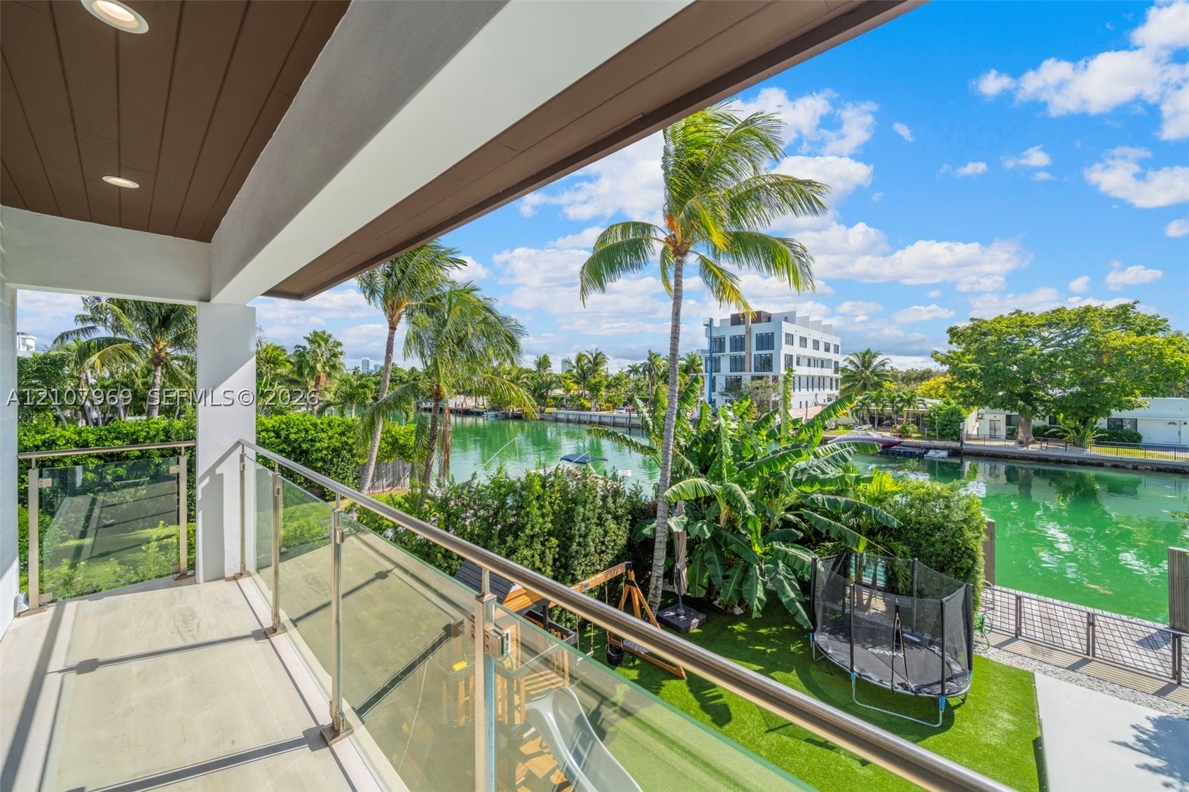710 S Shore Dr Miami Beach, FL 33141
