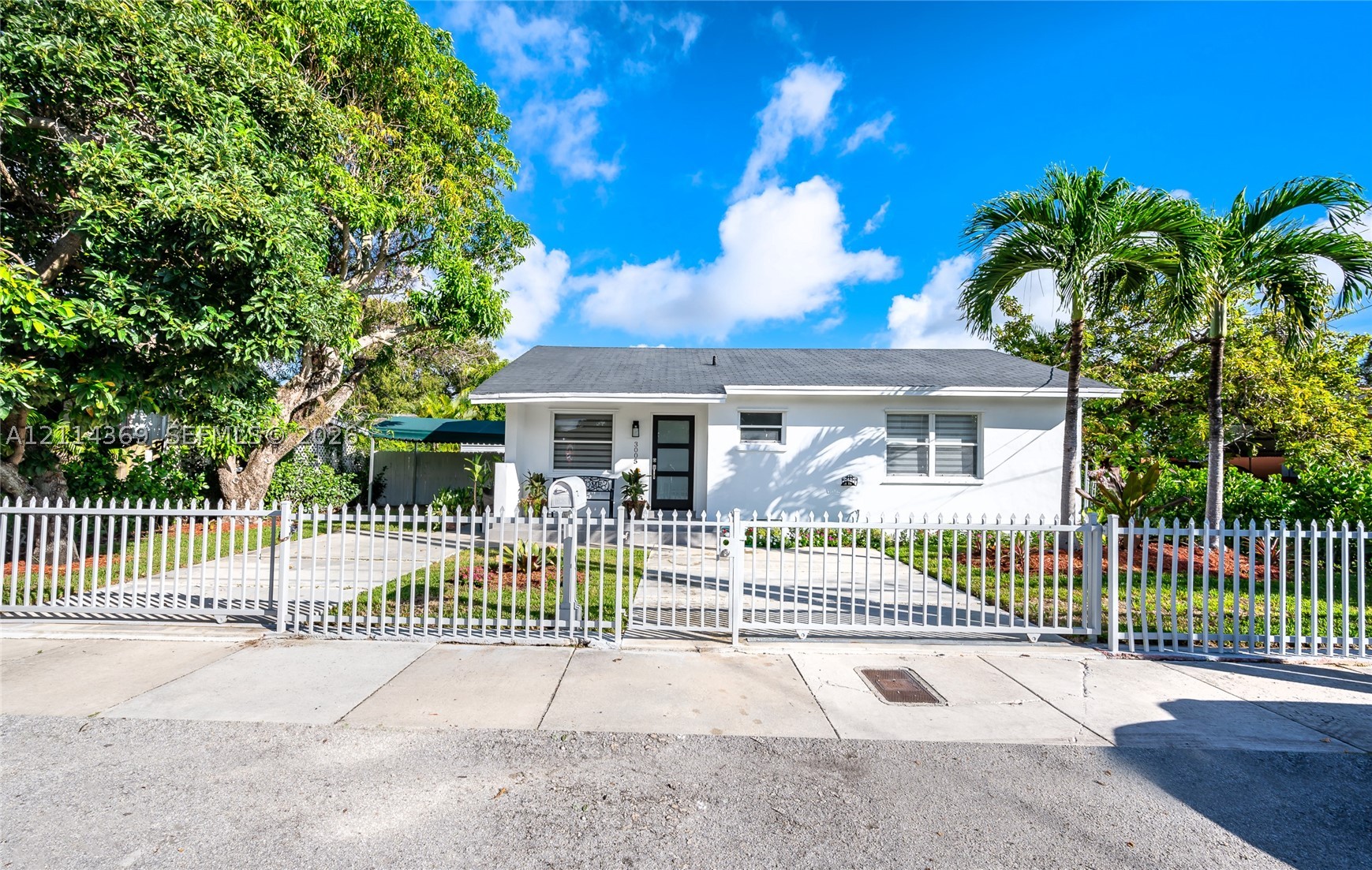 3005 SW 24th Ter
