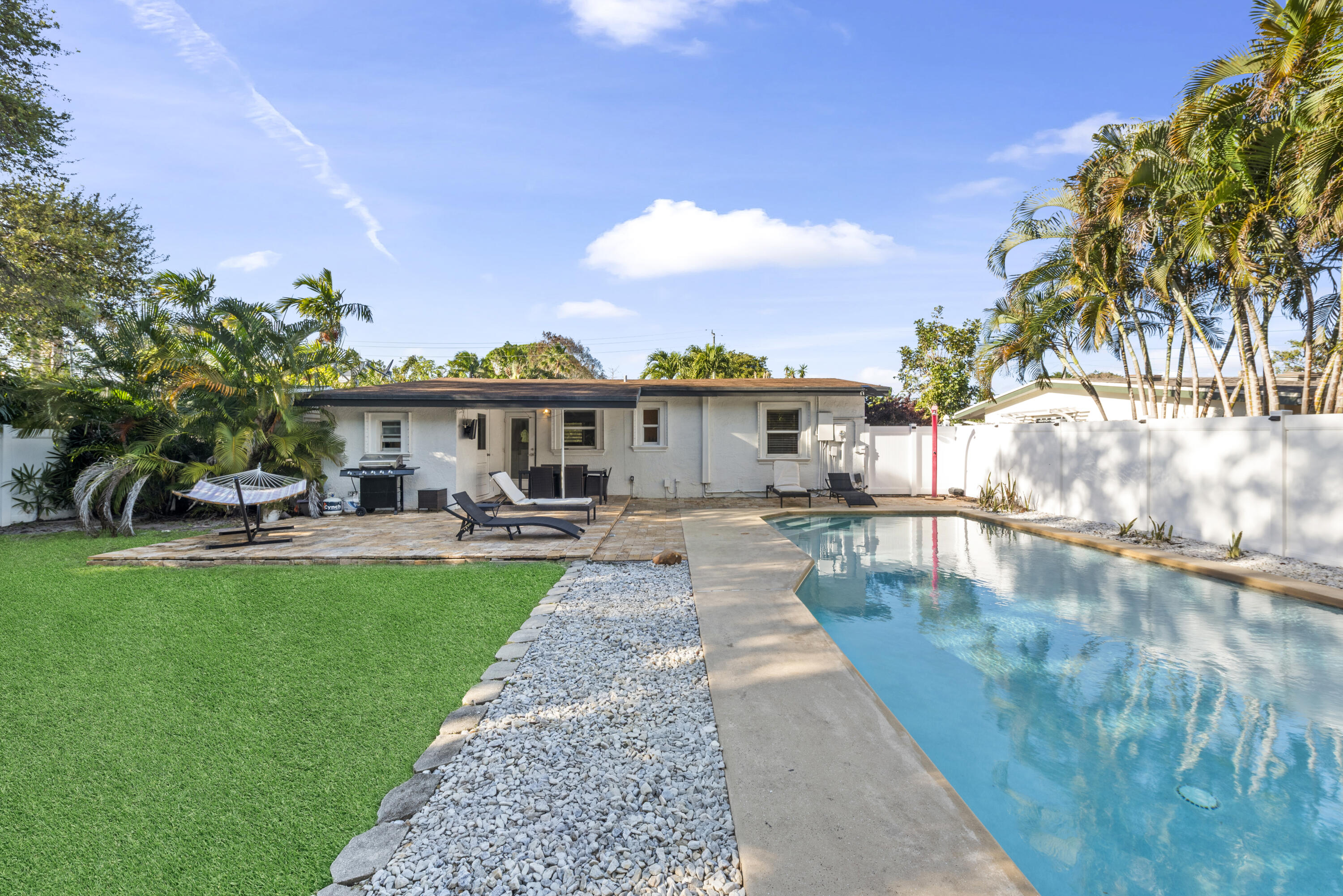 408 NW 29th Wilton Manors, FL 33311