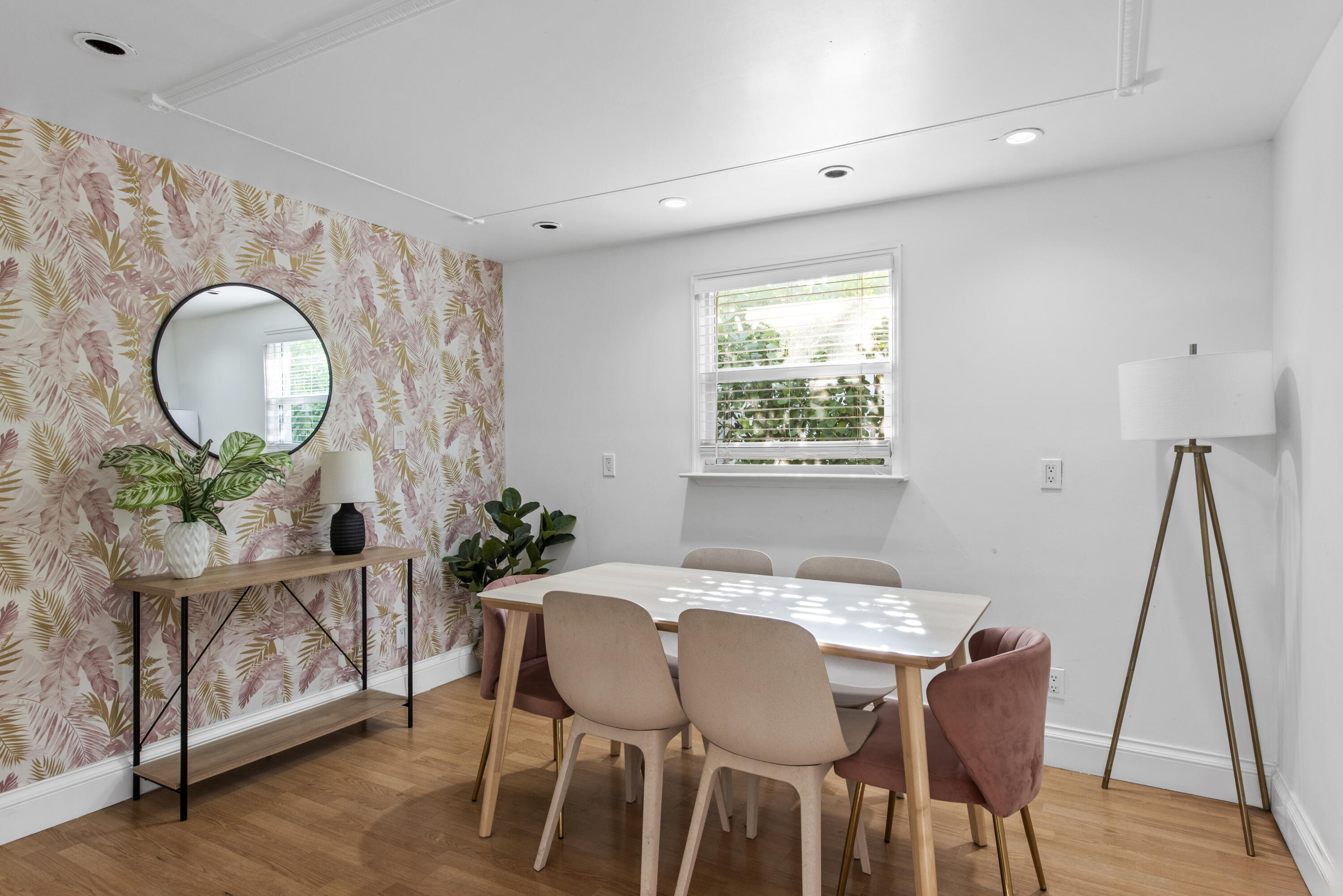 408 NW 29th Wilton Manors, FL 33311