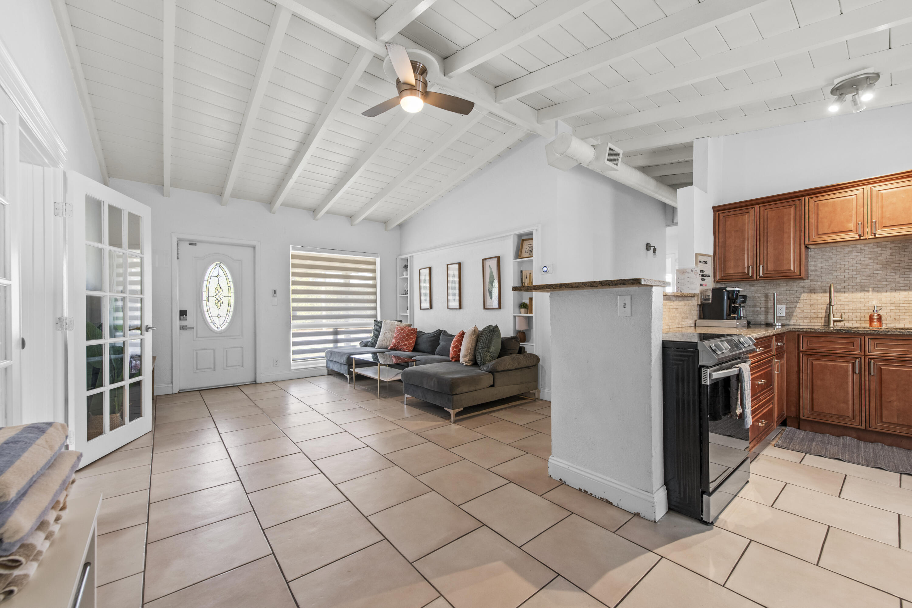 408 NW 29th Wilton Manors, FL 33311