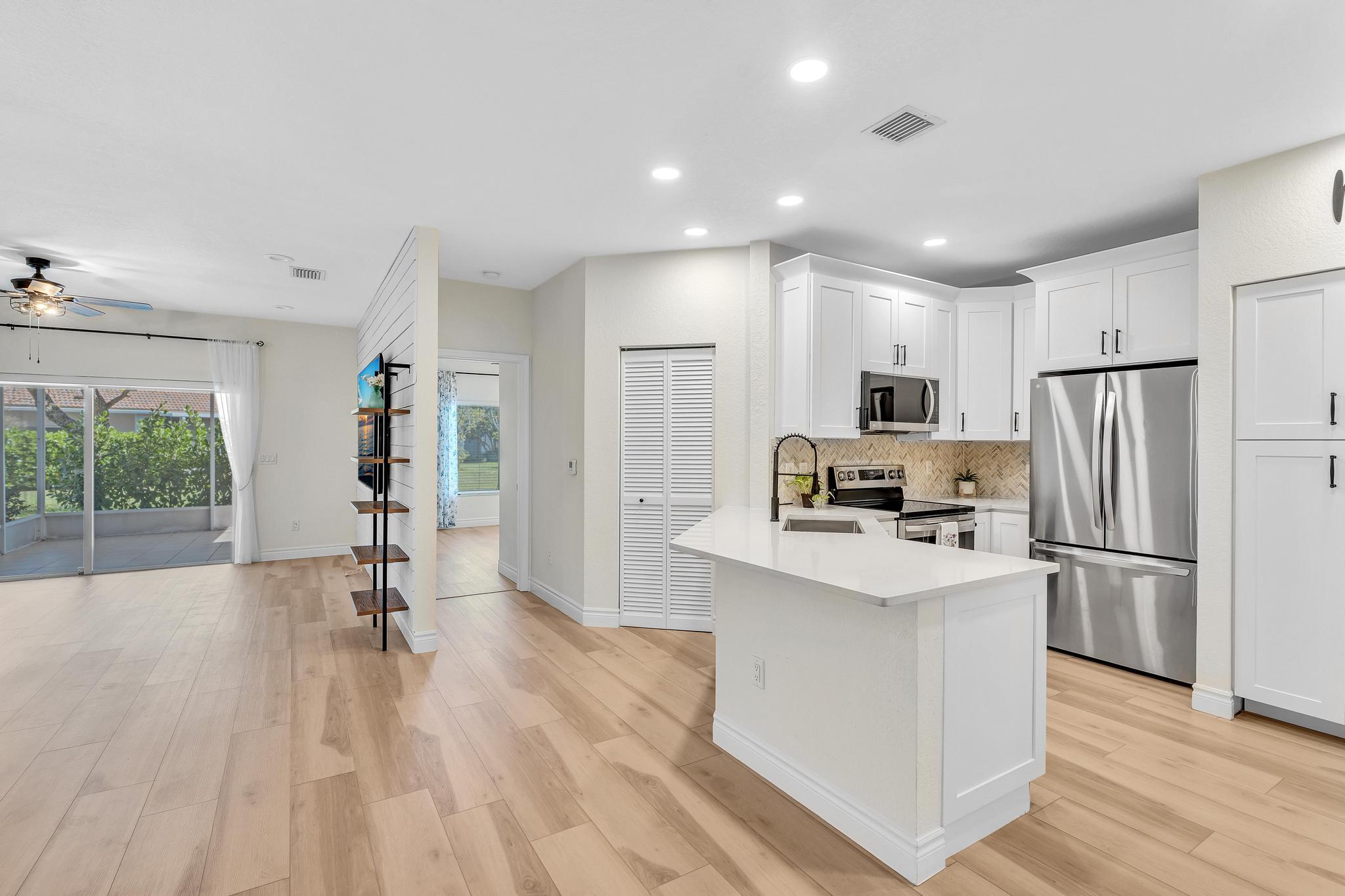 4709 SW 13th Deerfield Beach, FL 33442