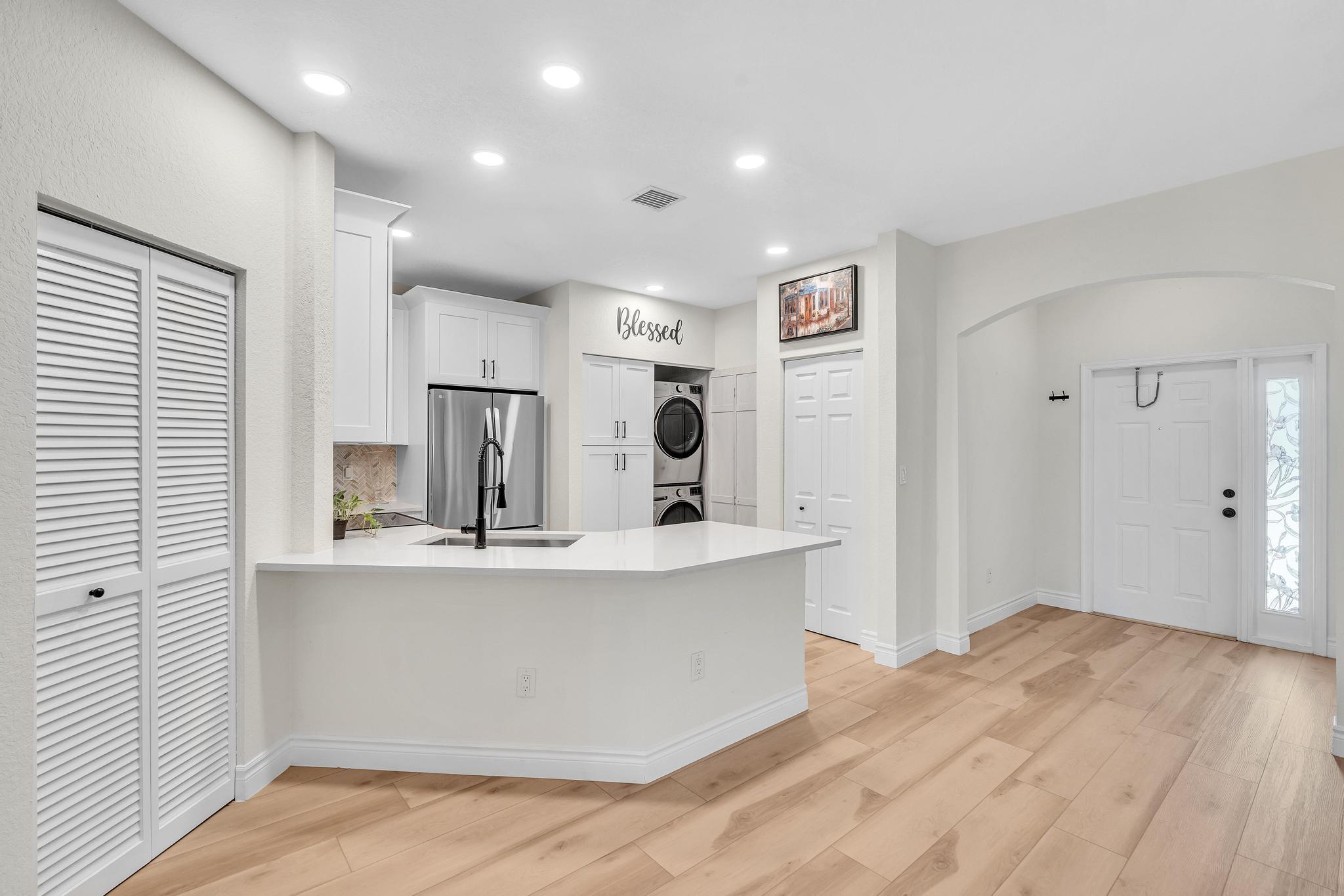 4709 SW 13th Deerfield Beach, FL 33442