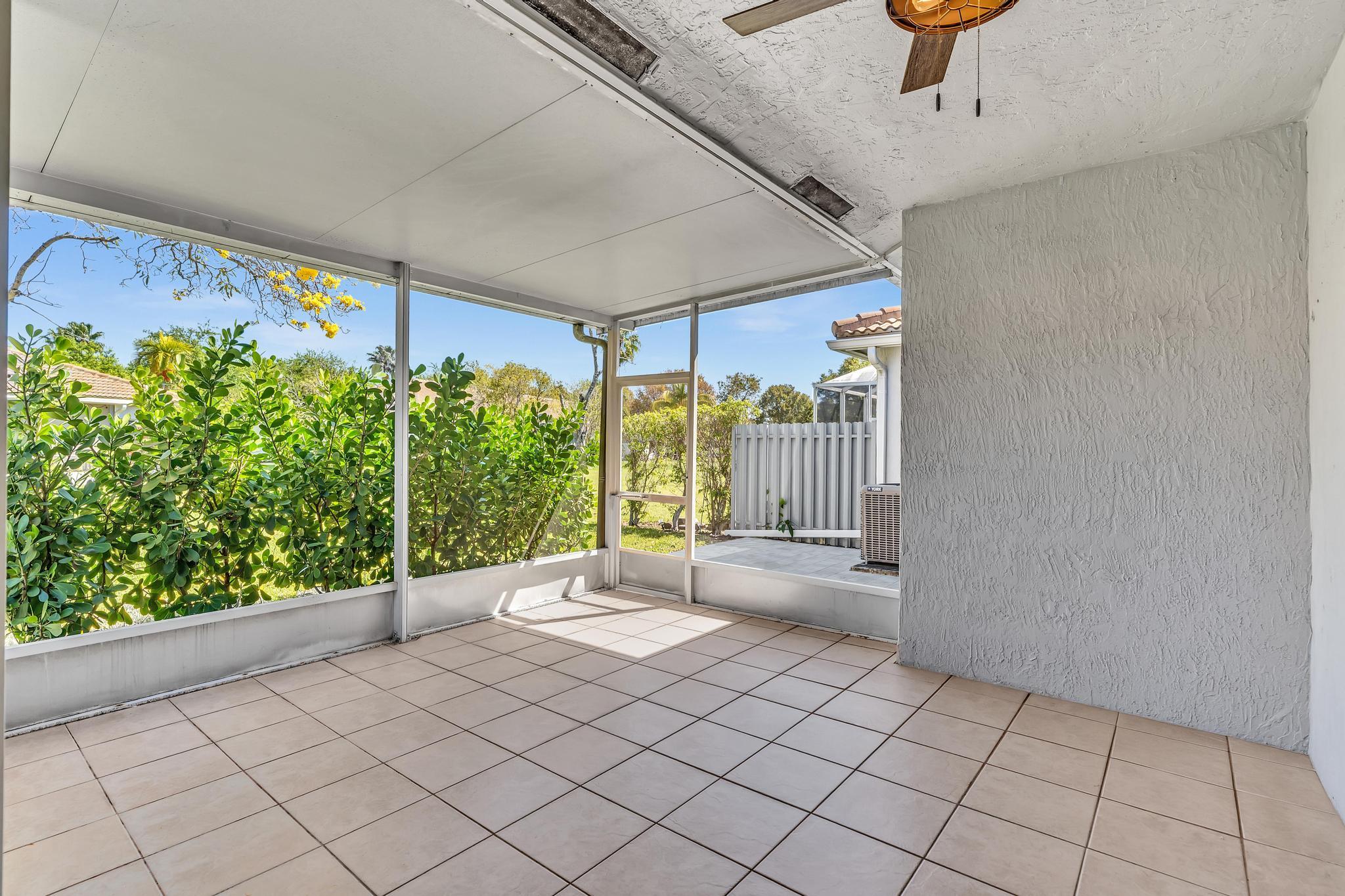 4709 SW 13th Deerfield Beach, FL 33442