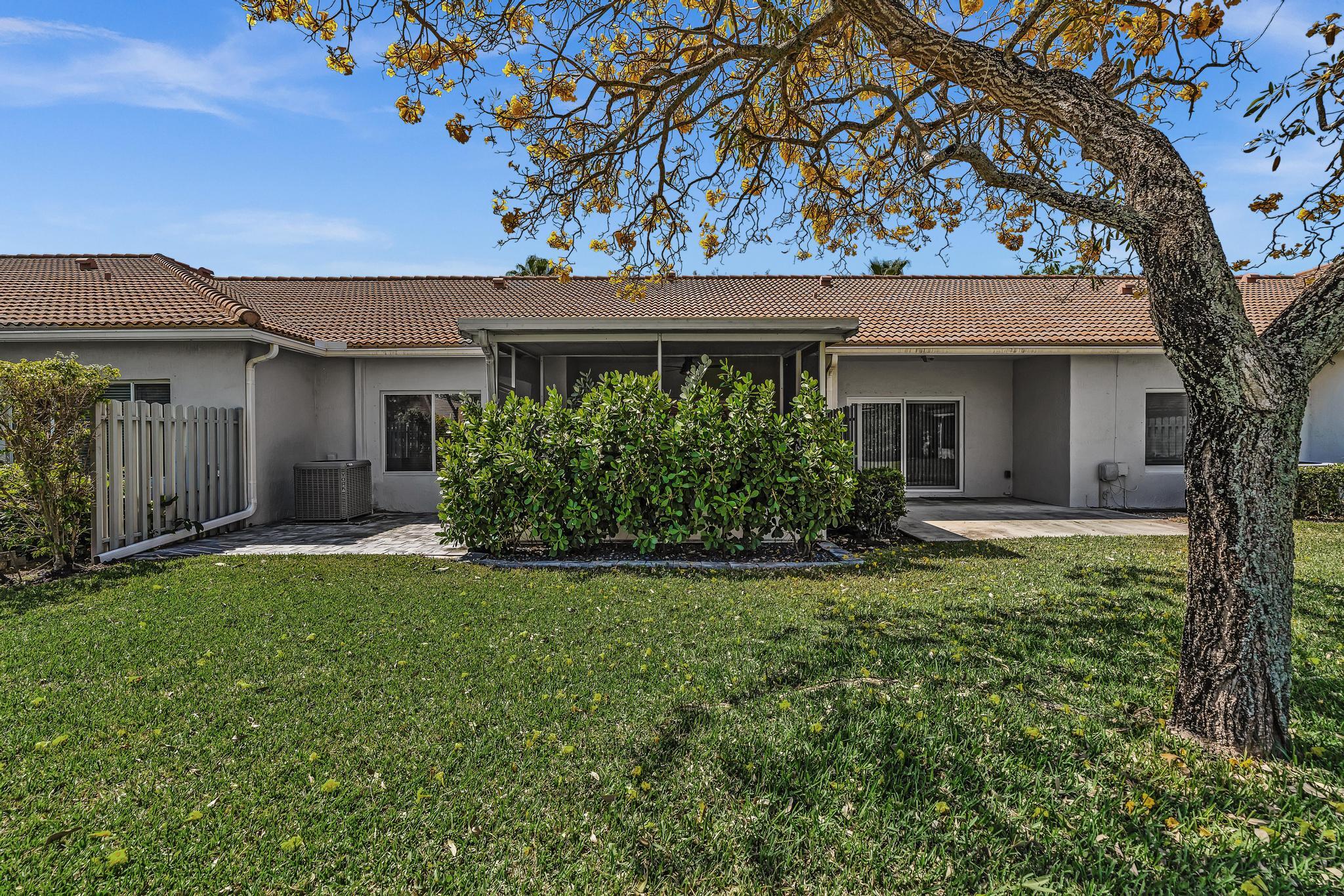 4709 SW 13th Deerfield Beach, FL 33442