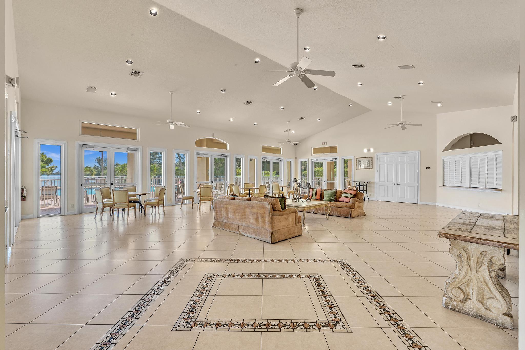 4709 SW 13th Deerfield Beach, FL 33442