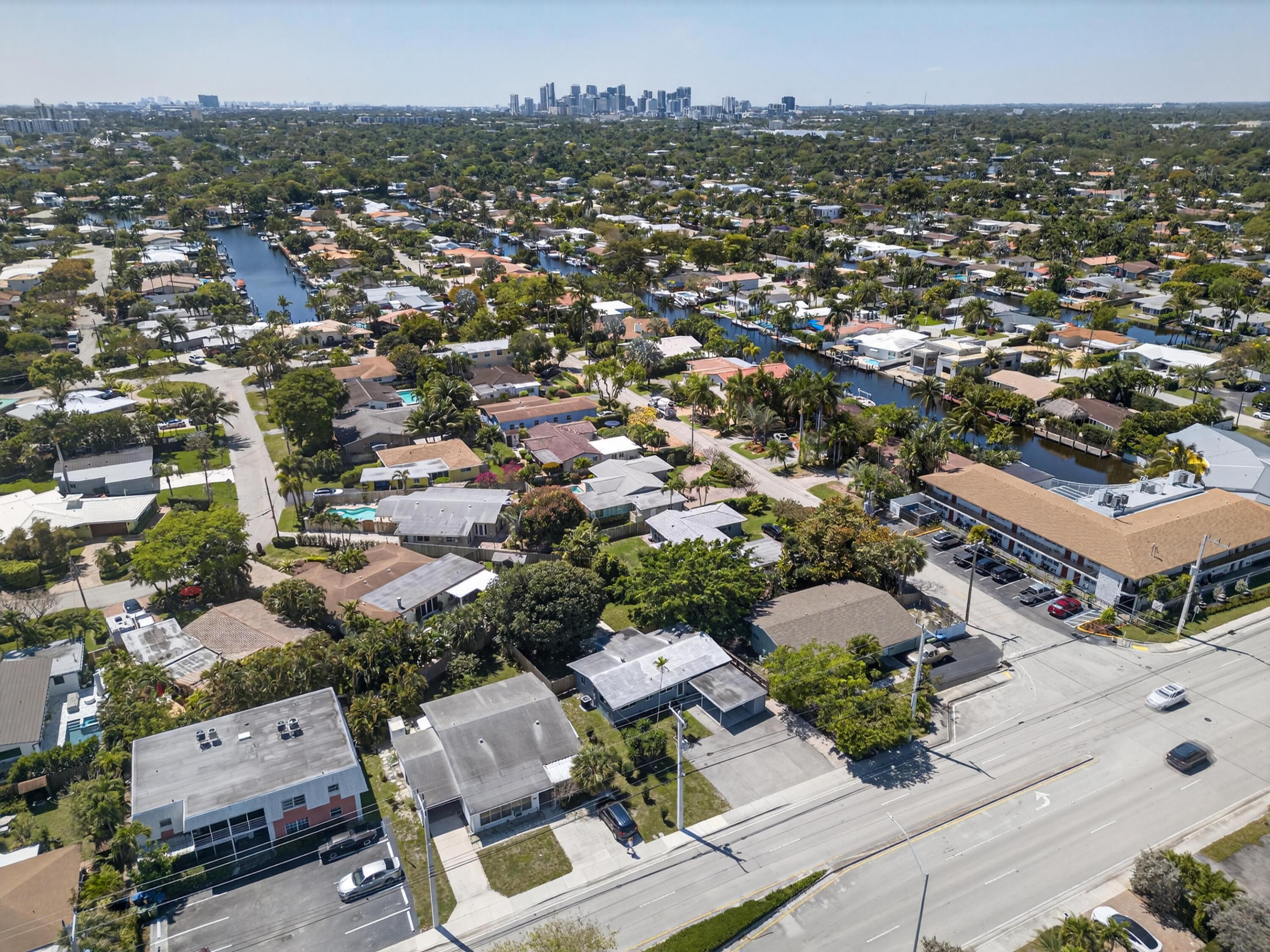 1908 NE 26th Wilton Manors, FL 33305