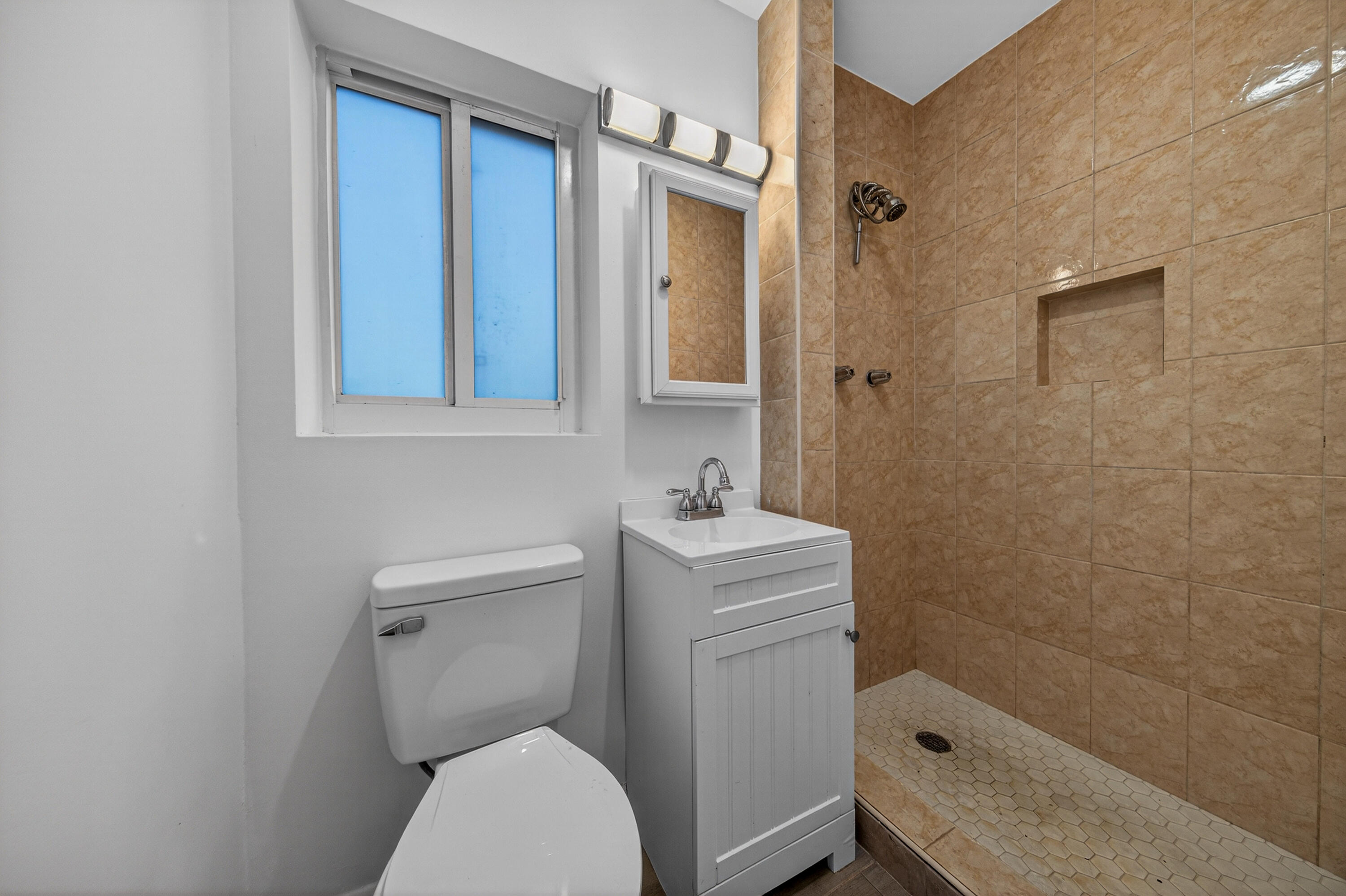 1908 NE 26th Wilton Manors, FL 33305