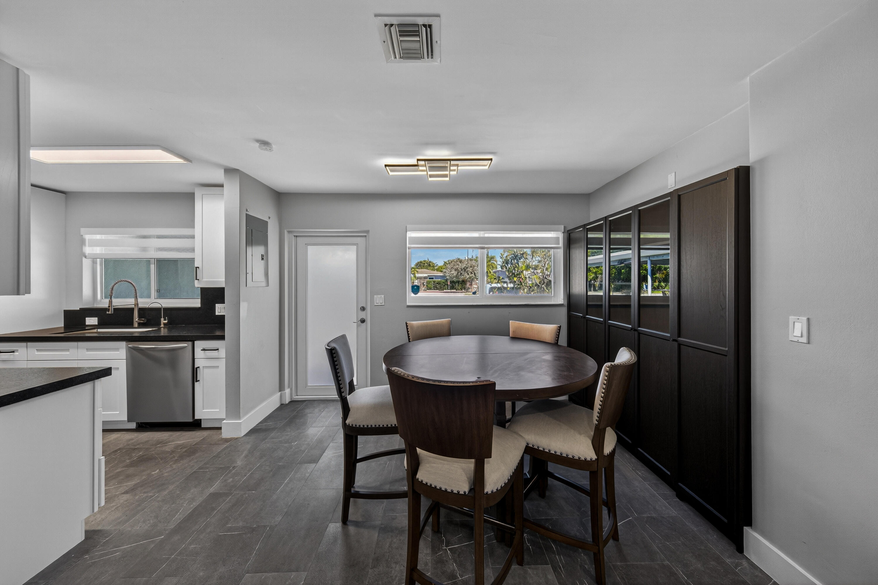 1908 NE 26th Wilton Manors, FL 33305