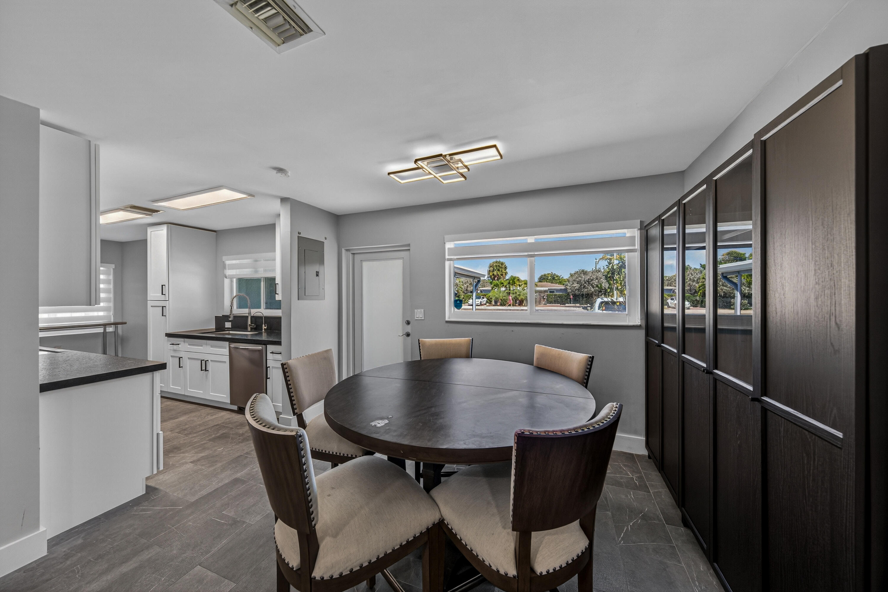 1908 NE 26th Wilton Manors, FL 33305