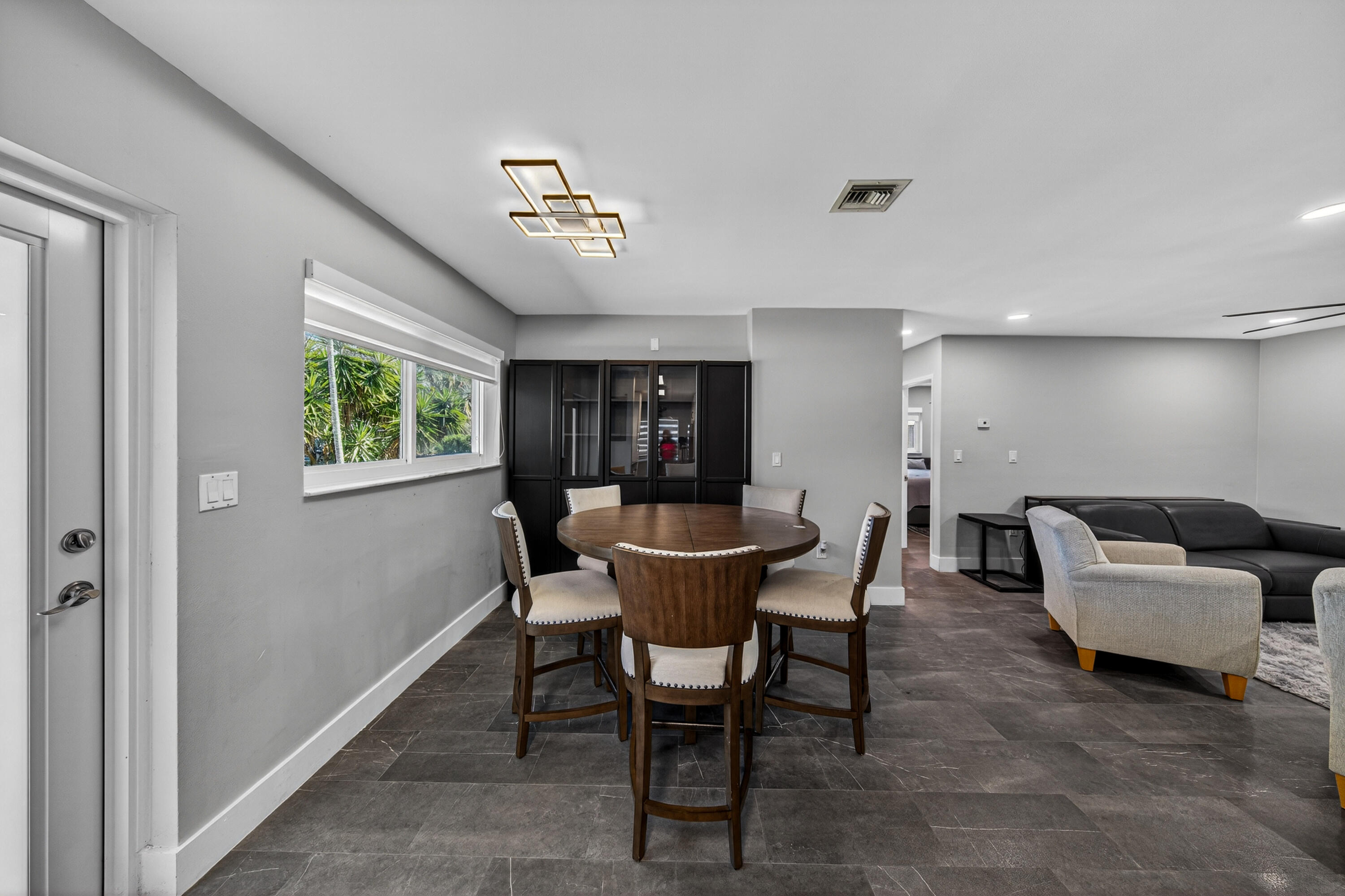 1908 NE 26th Wilton Manors, FL 33305