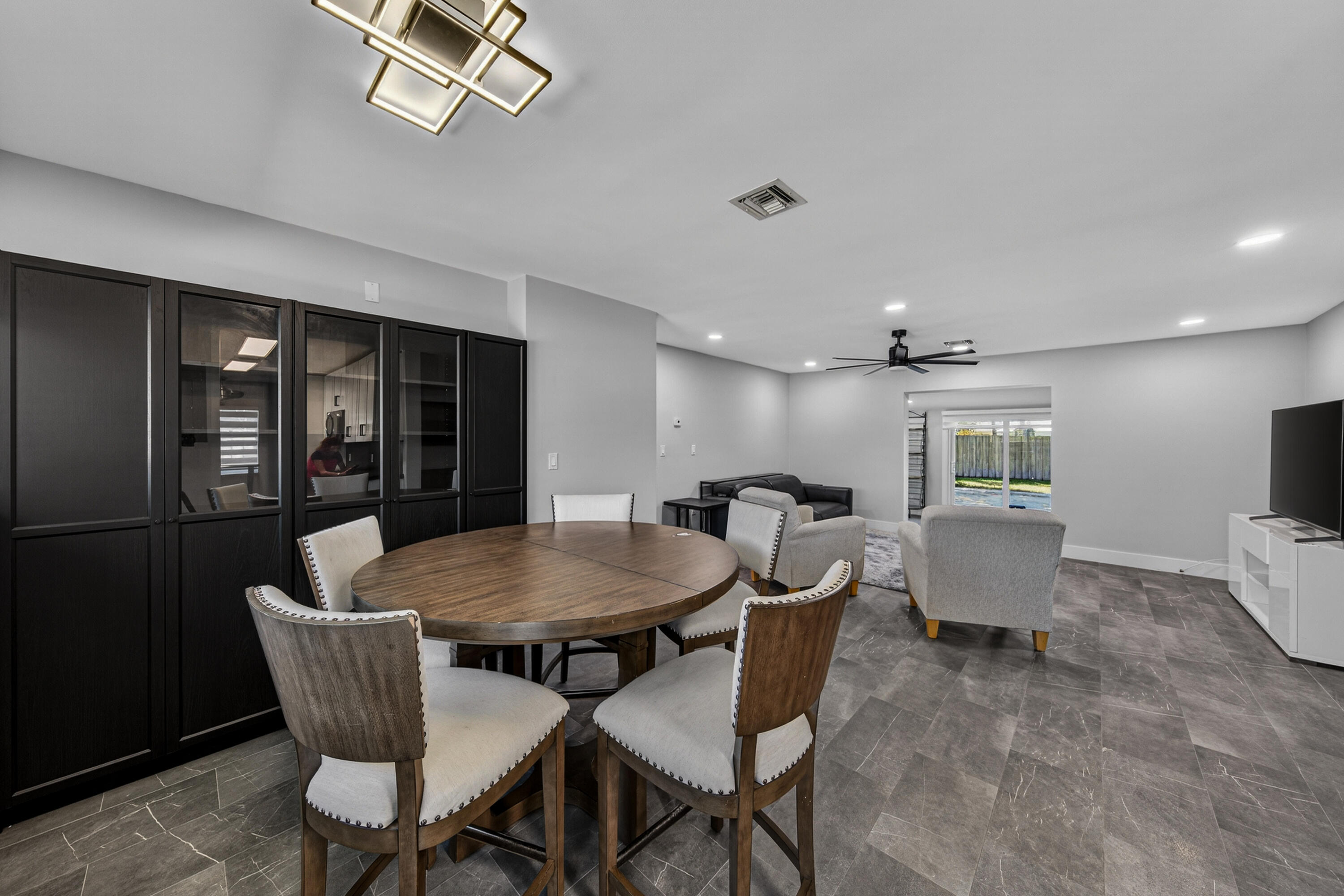 1908 NE 26th Wilton Manors, FL 33305