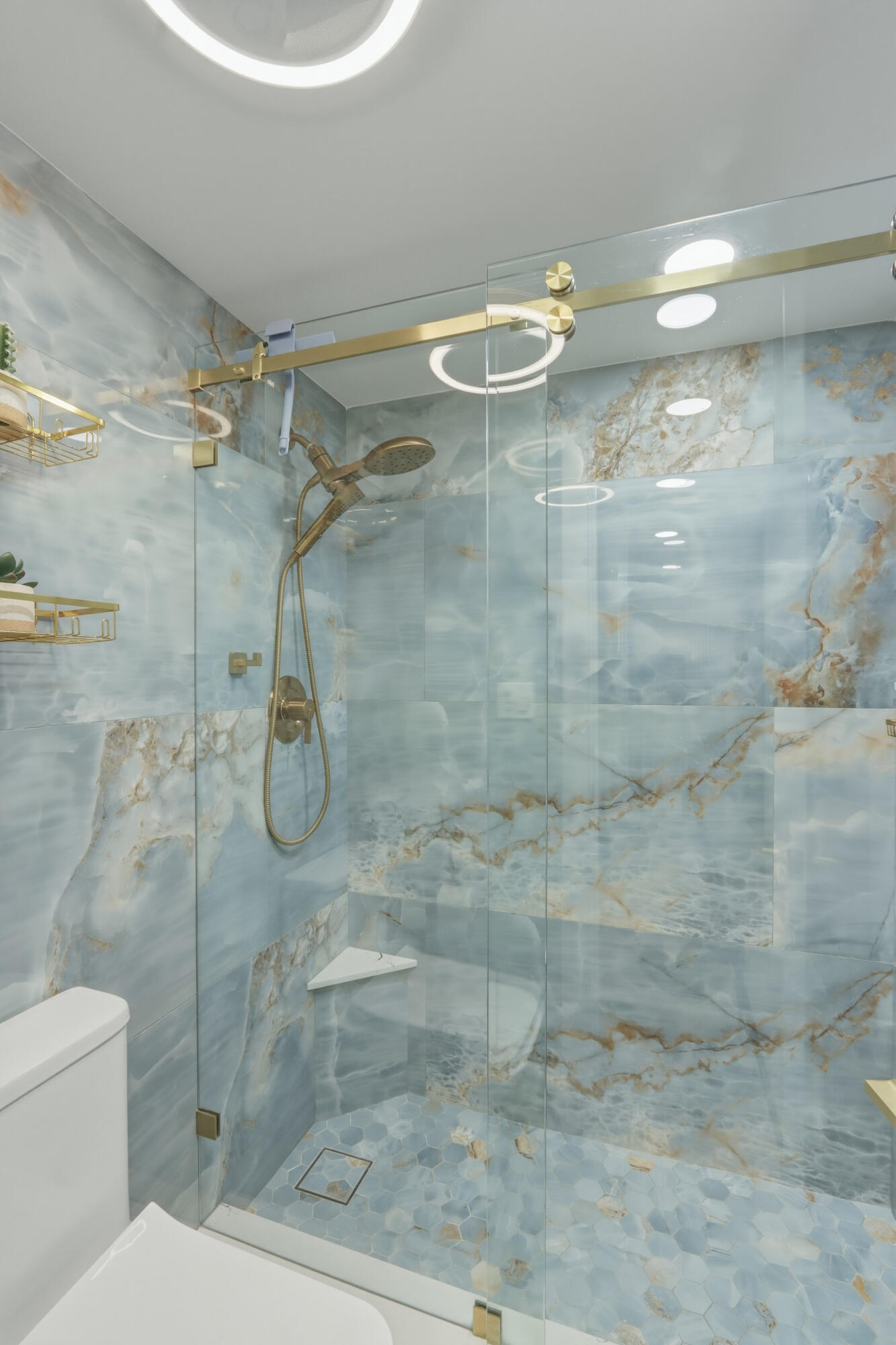 6039 Collins #609 Miami Beach, FL 33140