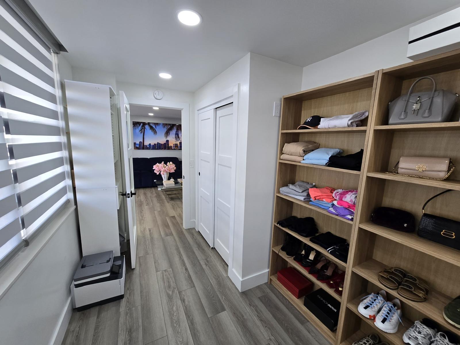 6039 Collins #609 Miami Beach, FL 33140