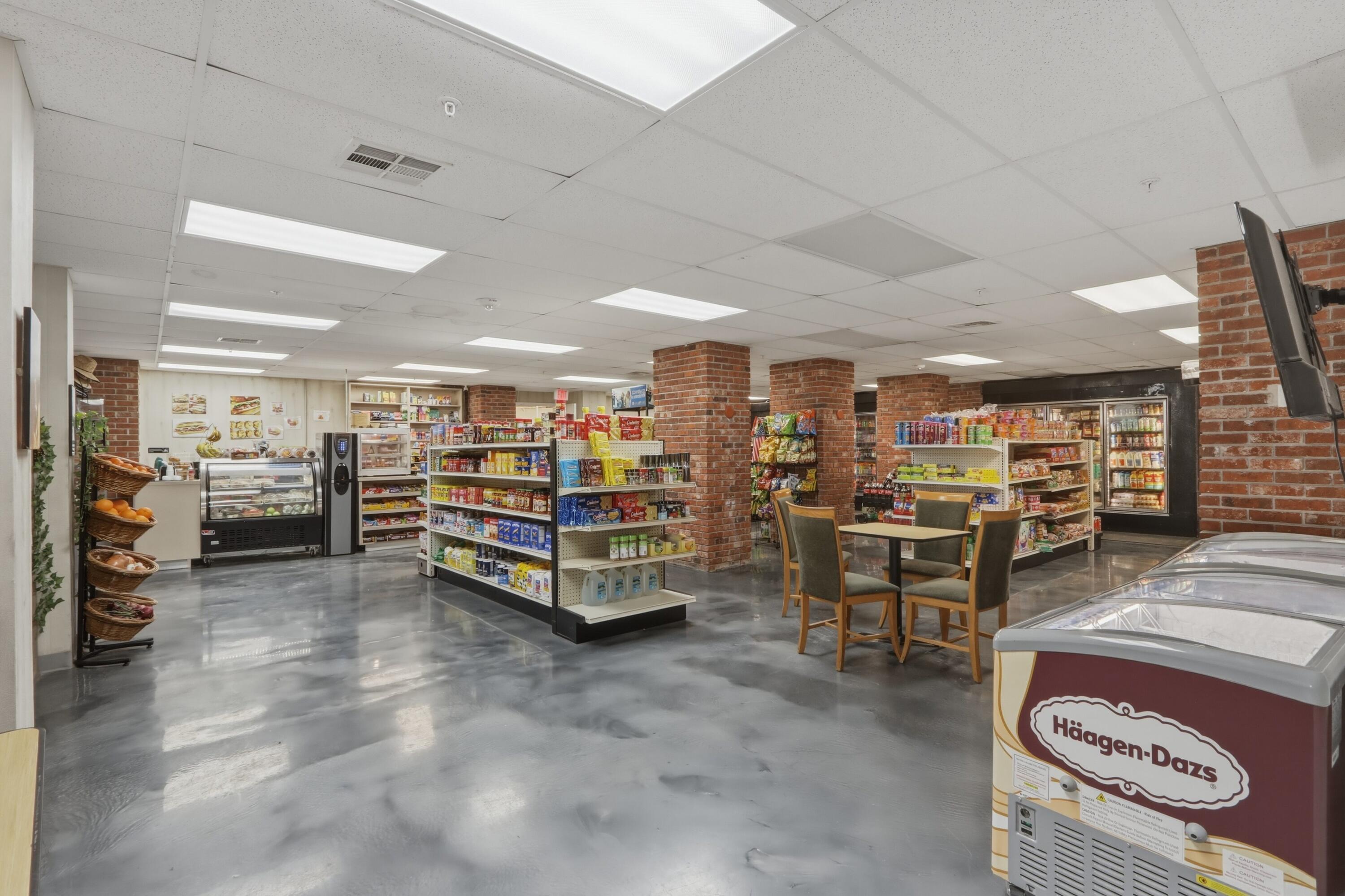 6039 Collins #609 Miami Beach, FL 33140