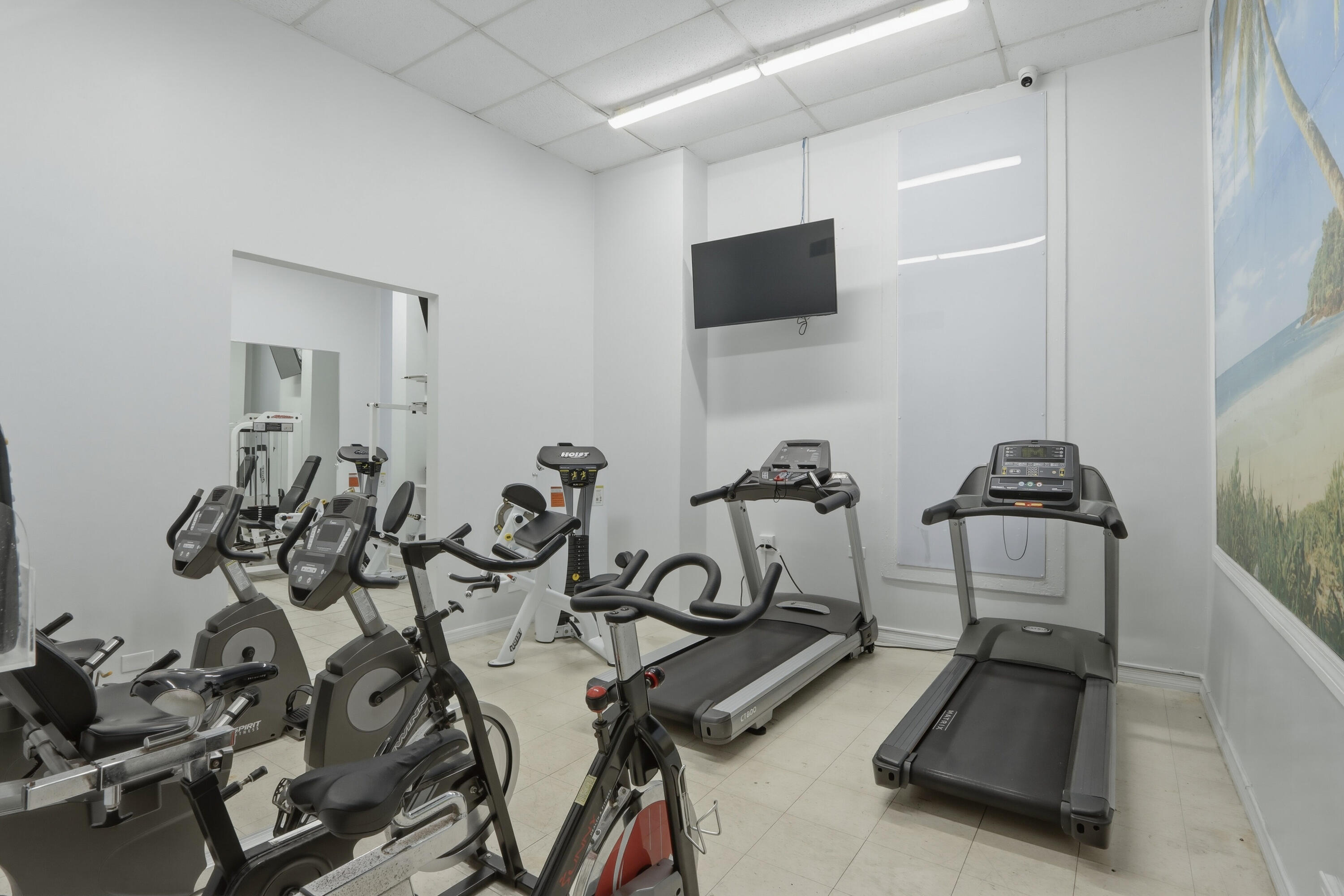 6039 Collins #609 Miami Beach, FL 33140