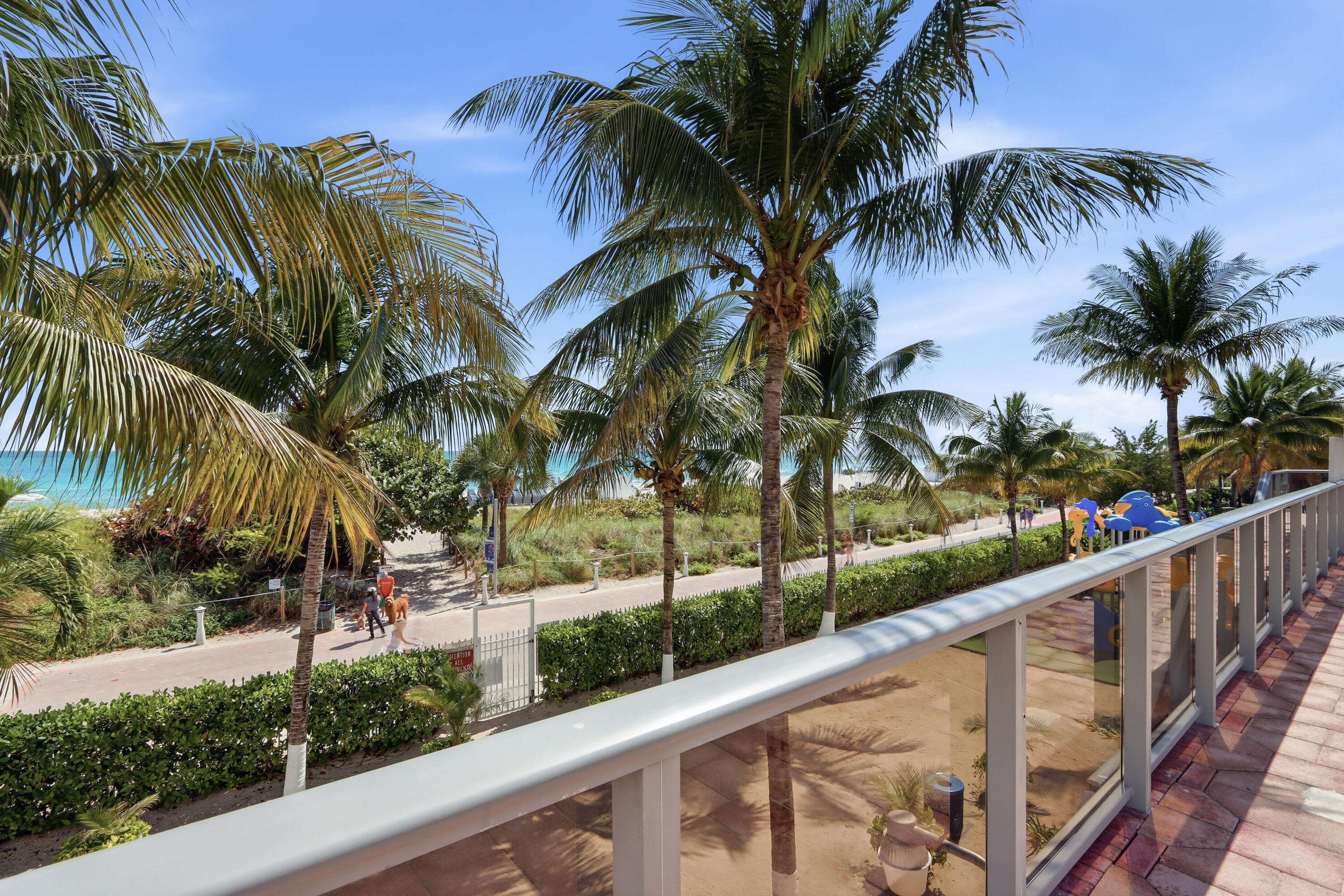 6039 Collins #609 Miami Beach, FL 33140