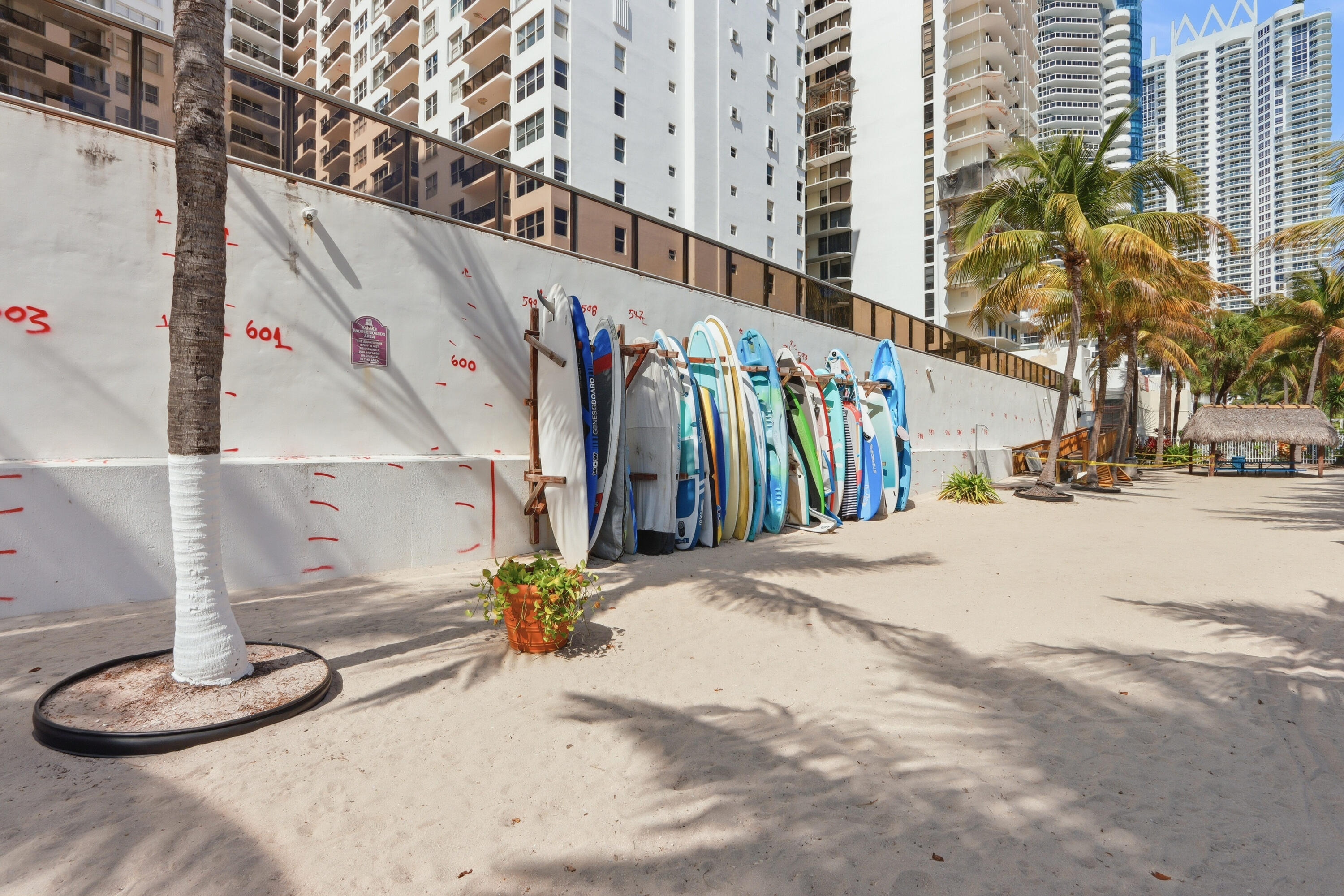 6039 Collins #609 Miami Beach, FL 33140