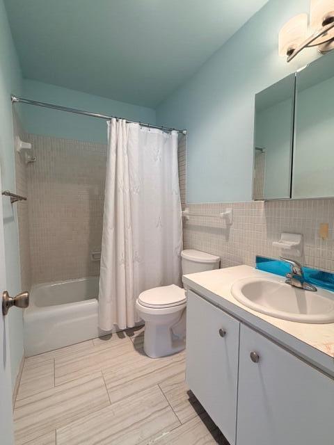 5820 NE 22nd #629 Fort Lauderdale, FL 33308