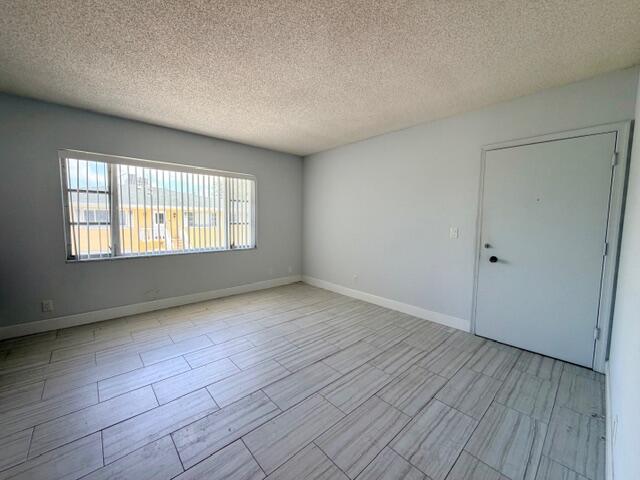 5820 NE 22nd #629 Fort Lauderdale, FL 33308