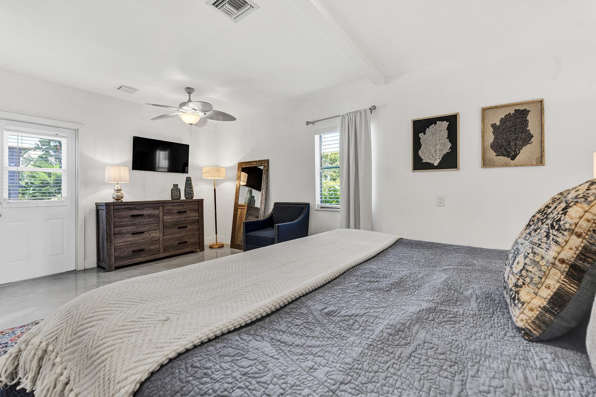 2301 Ridgeway West Palm Beach, FL 33401
