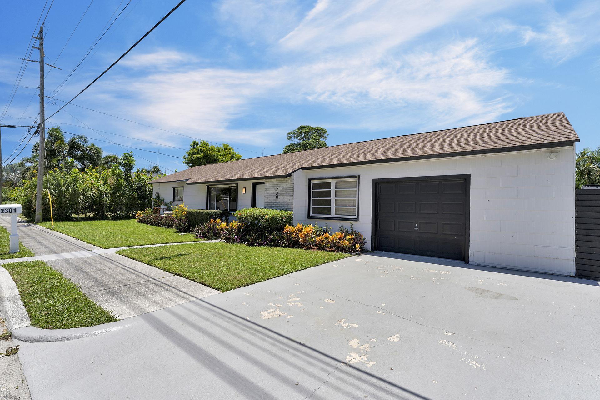 2301 Ridgeway West Palm Beach, FL 33401