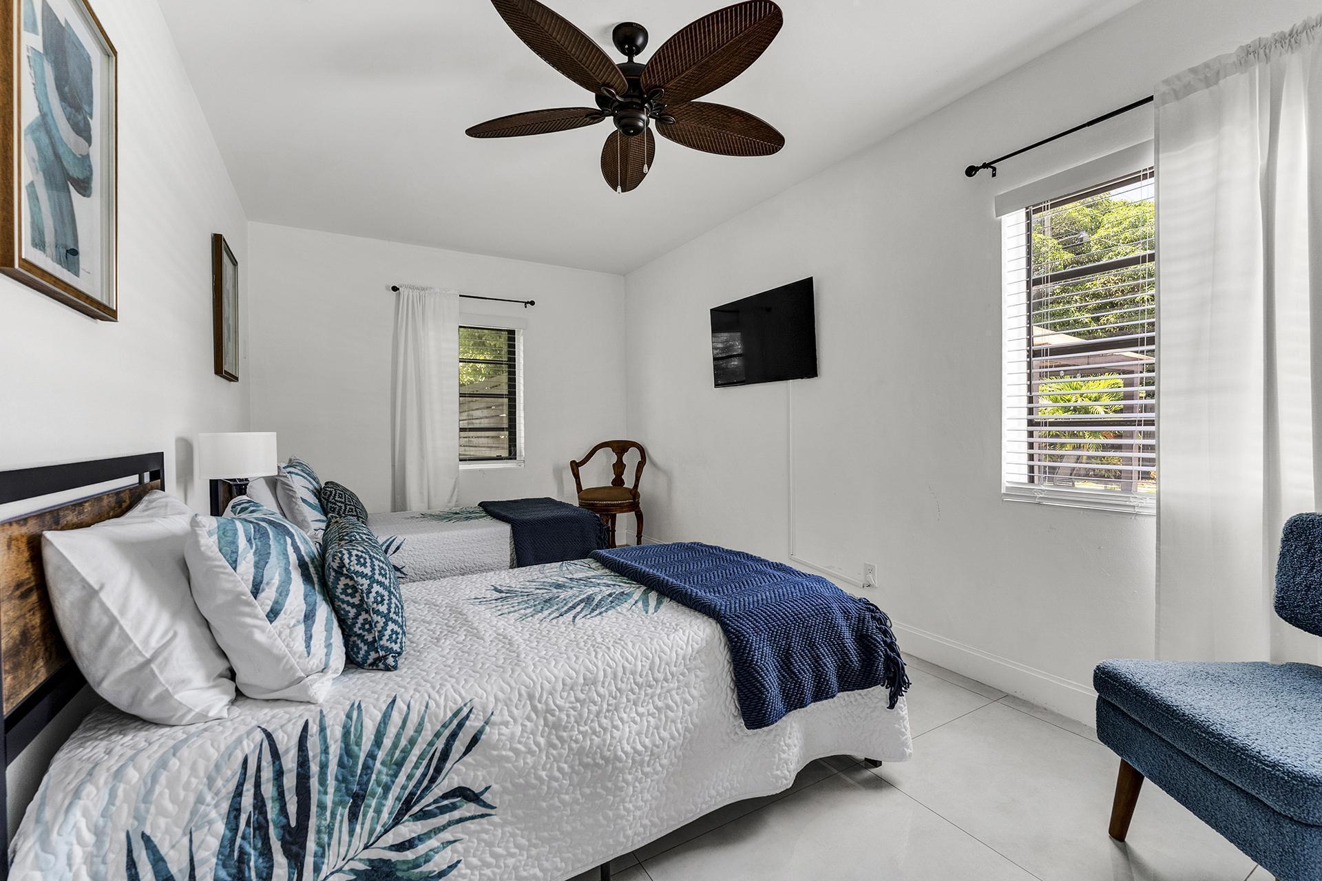 2301 Ridgeway West Palm Beach, FL 33401