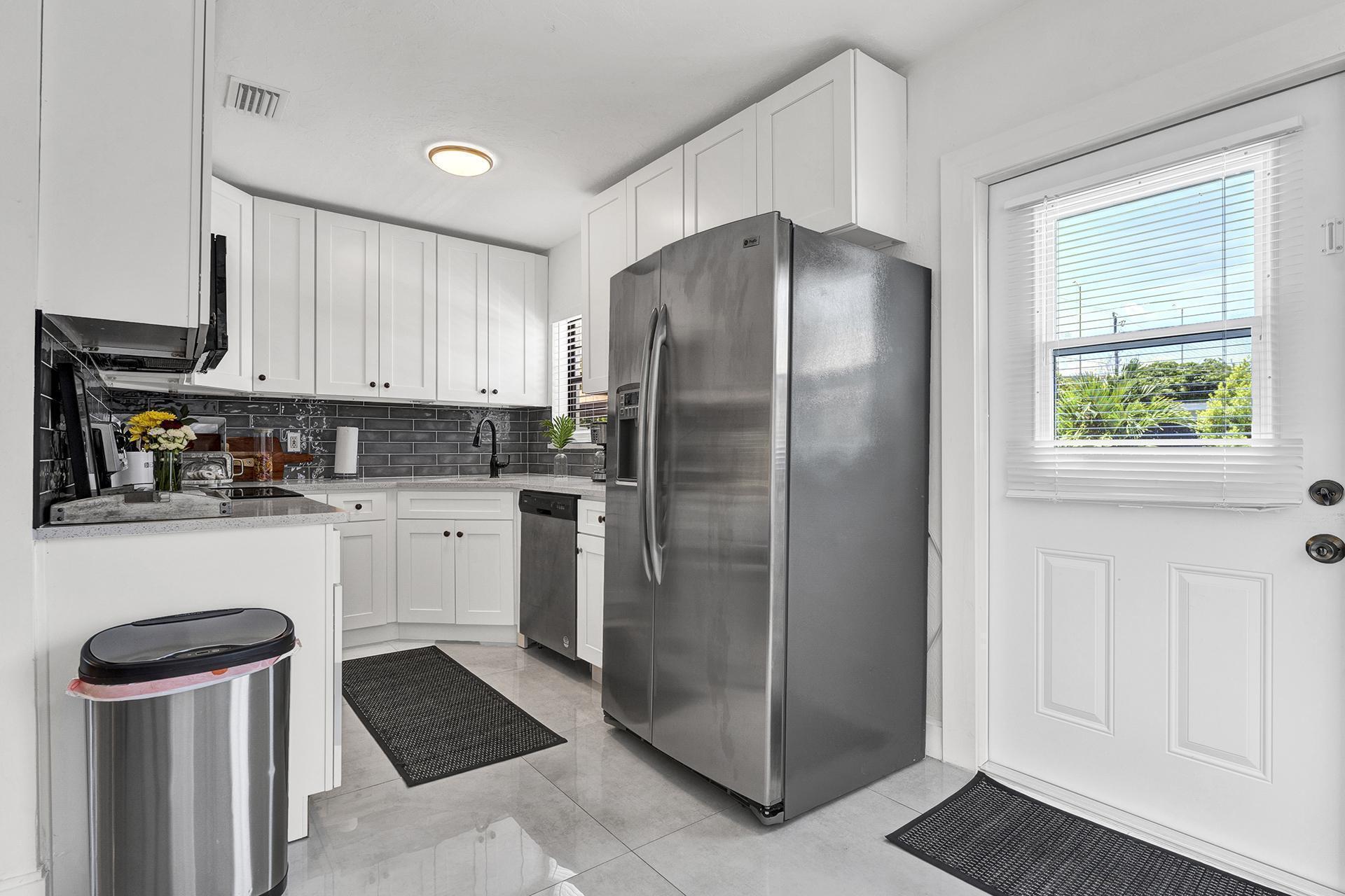2301 Ridgeway West Palm Beach, FL 33401