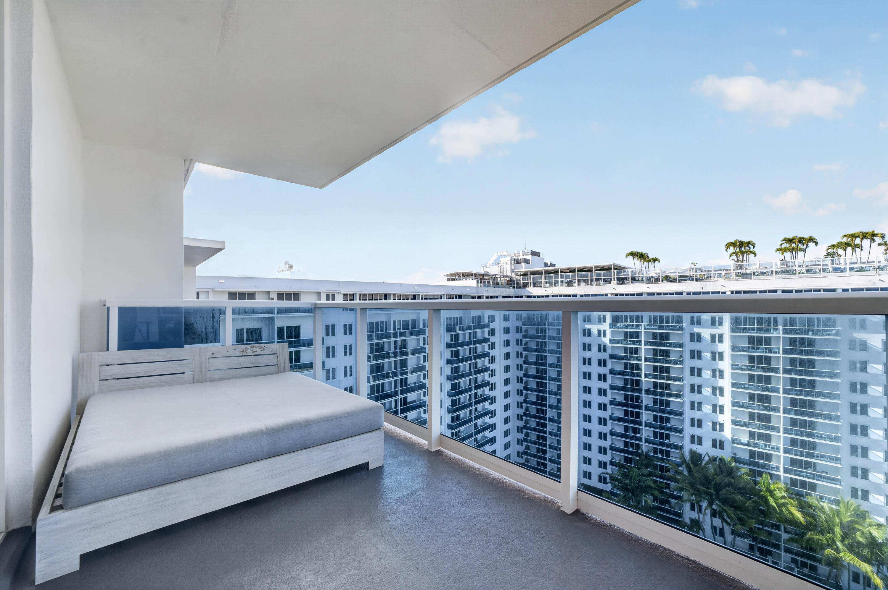 2301 Collins #Ph14 Miami Beach, FL 33139