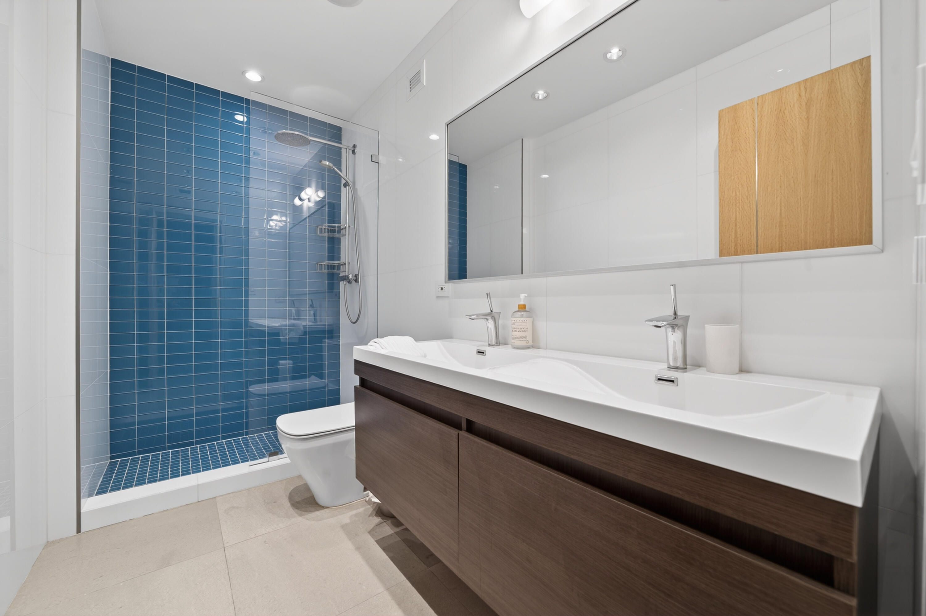 2301 Collins #Ph14 Miami Beach, FL 33139