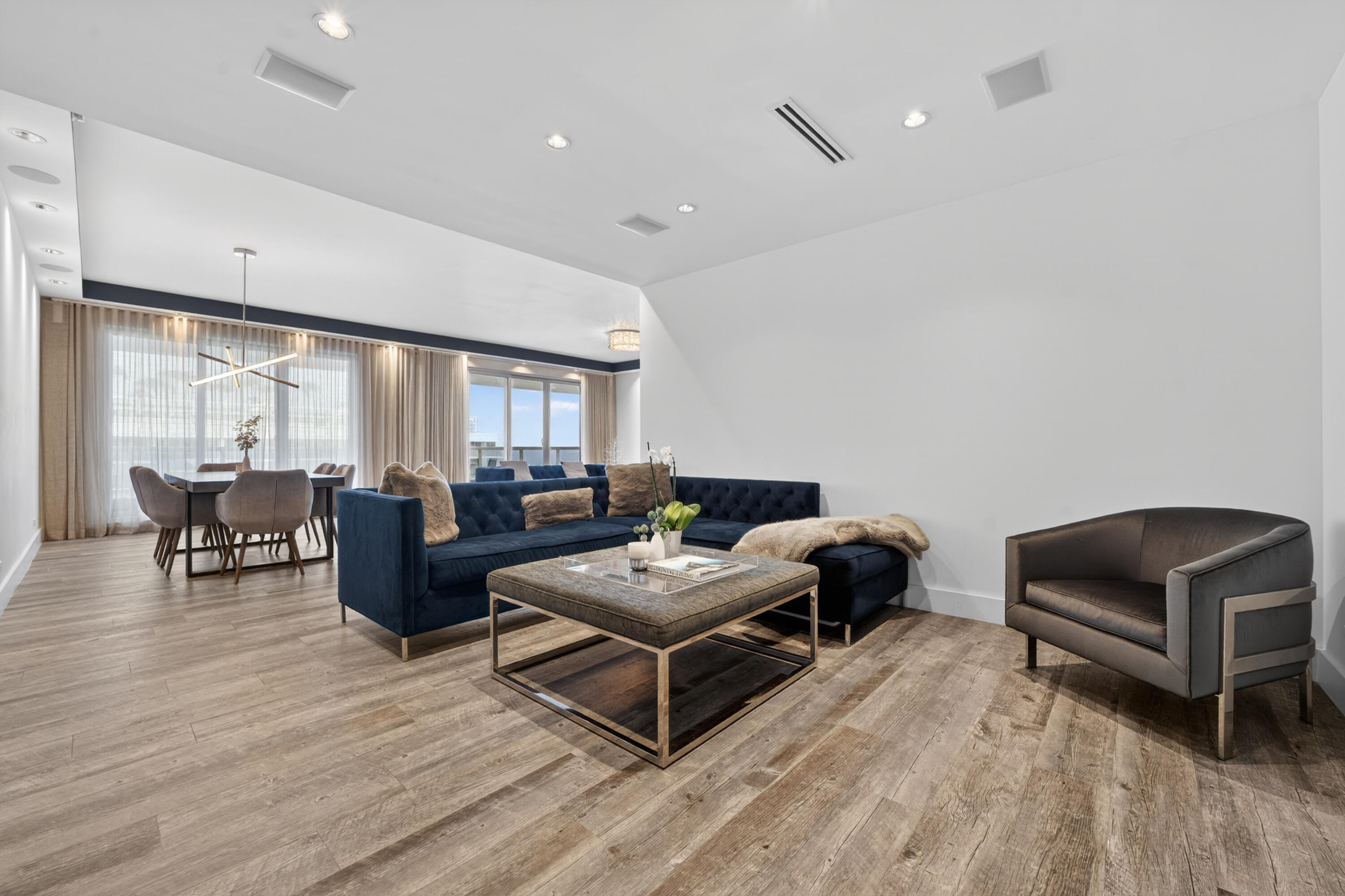 2301 Collins #Ph14 Miami Beach, FL 33139