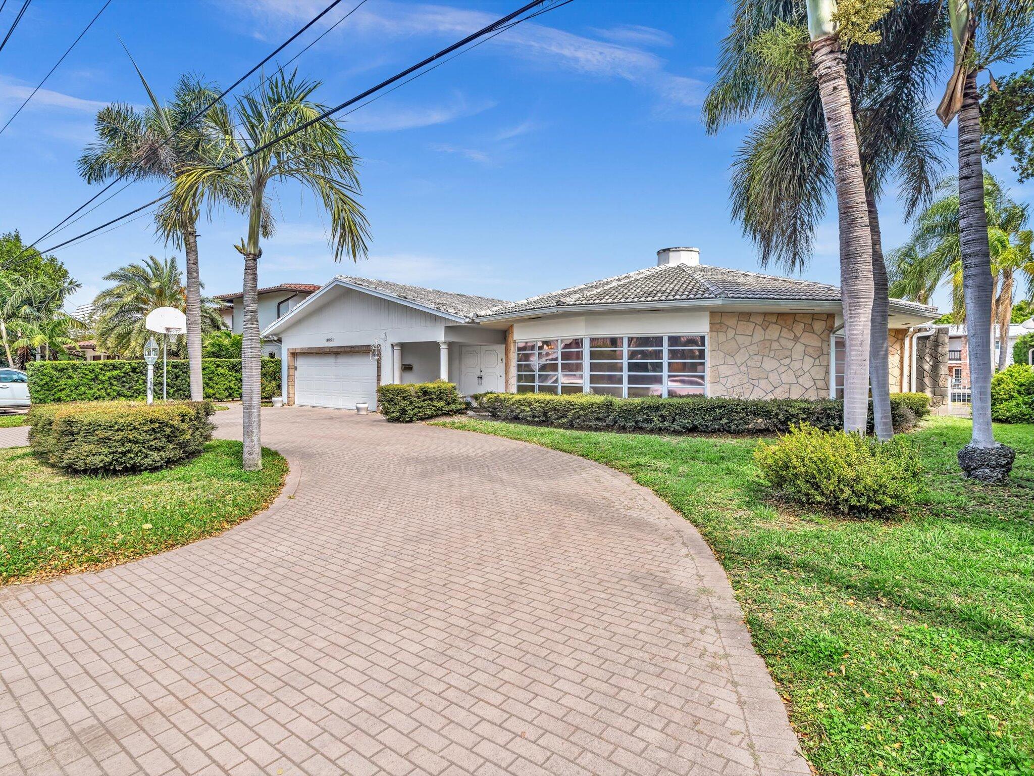 3051 NE 44th Fort Lauderdale, FL 33308