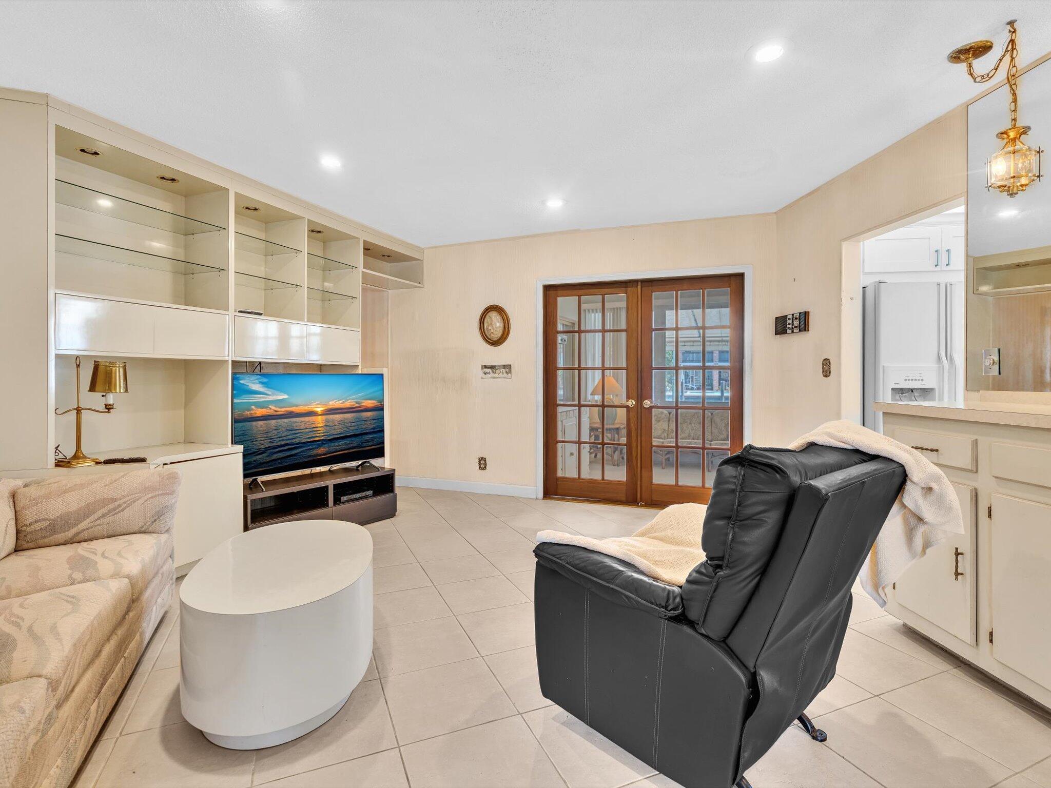 3051 NE 44th Fort Lauderdale, FL 33308