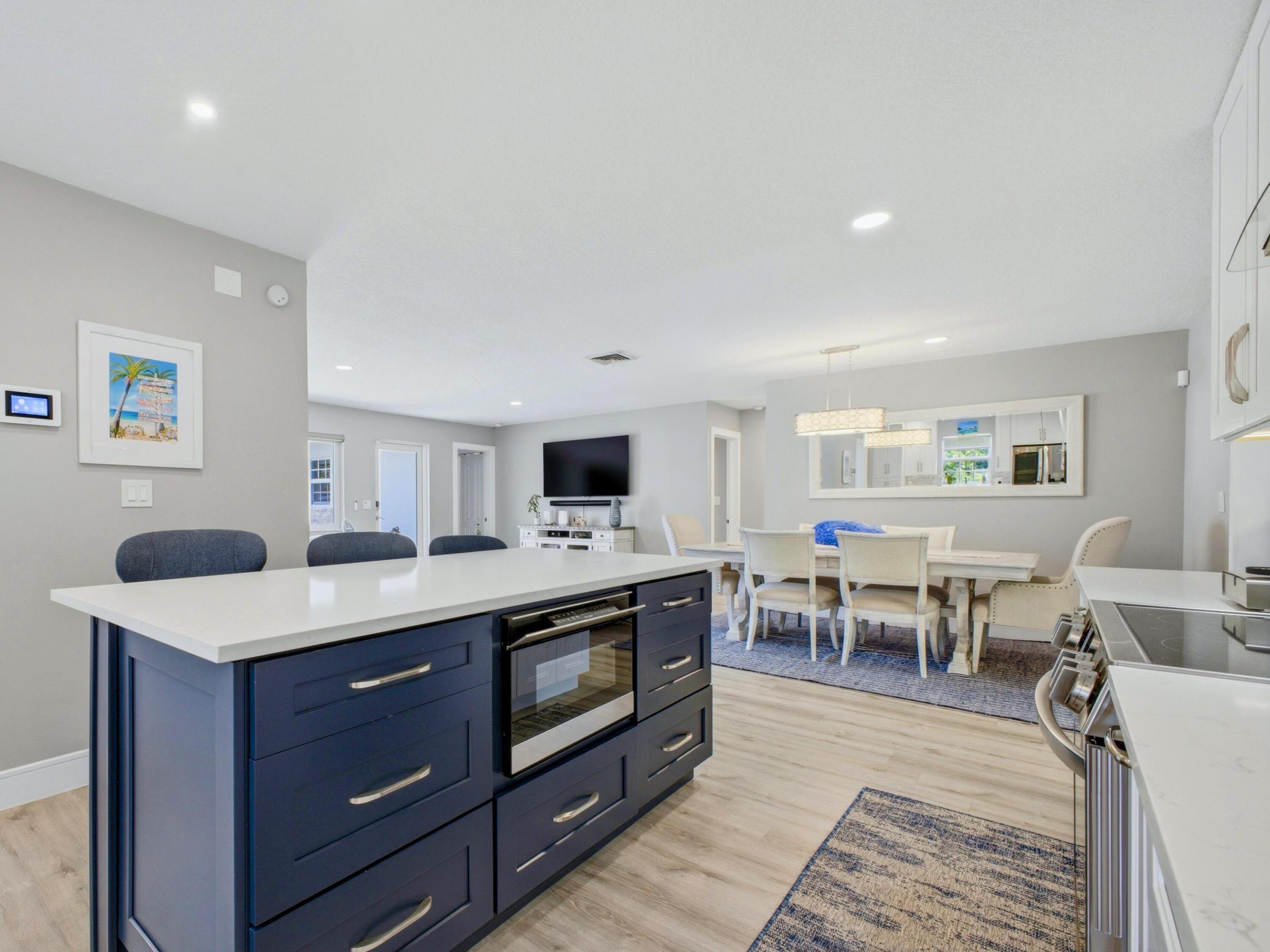 2020 NE 26th Lighthouse Point, FL 33064