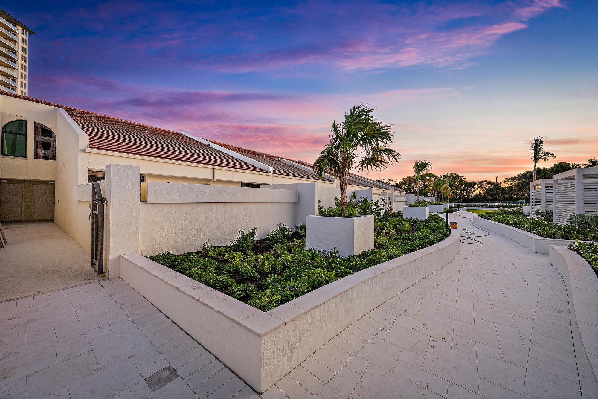 3970 N Ocean #6 Singer Island, FL 33404
