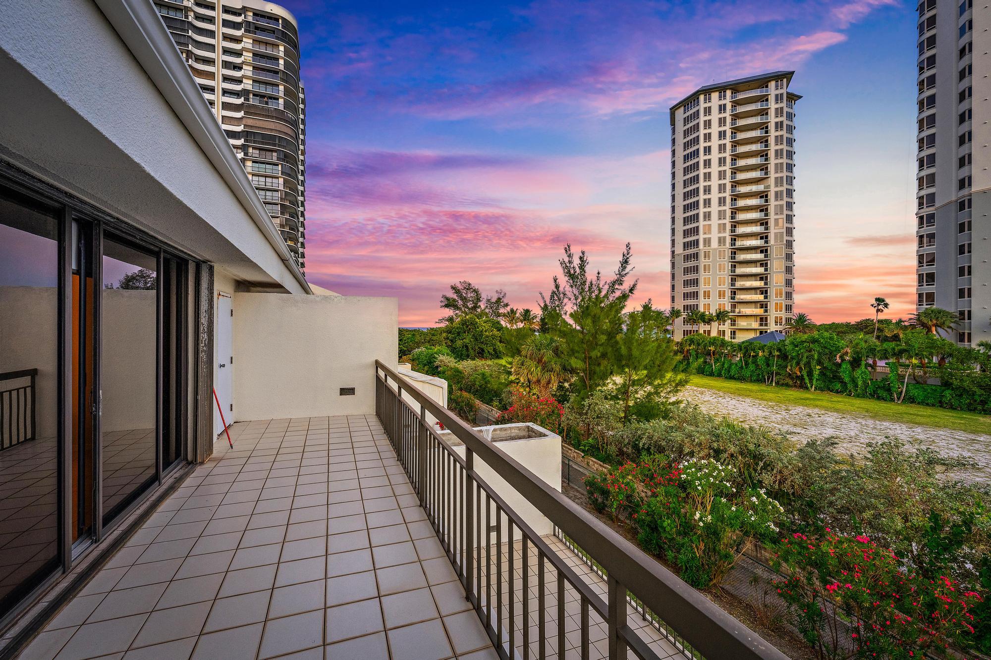 3970 N Ocean #6 Singer Island, FL 33404