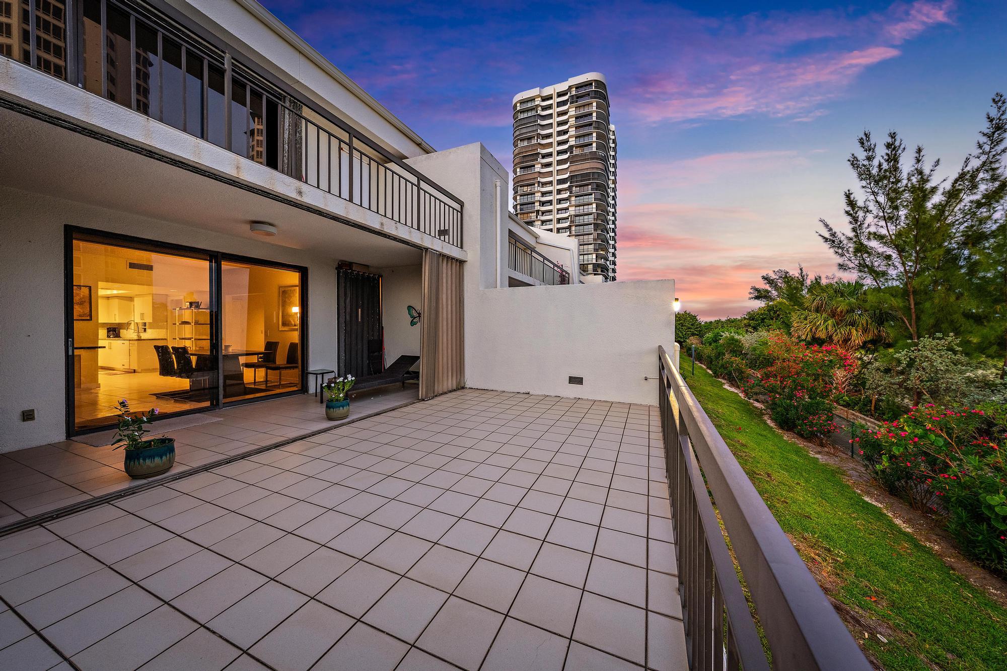 3970 N Ocean #6 Singer Island, FL 33404