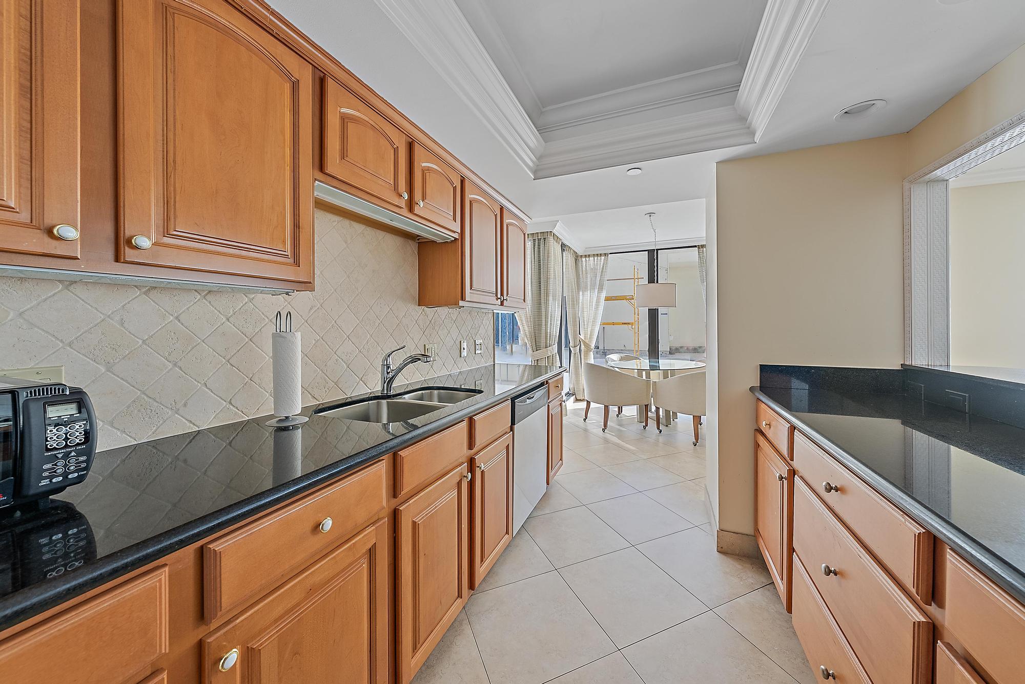 3970 N Ocean #6 Singer Island, FL 33404