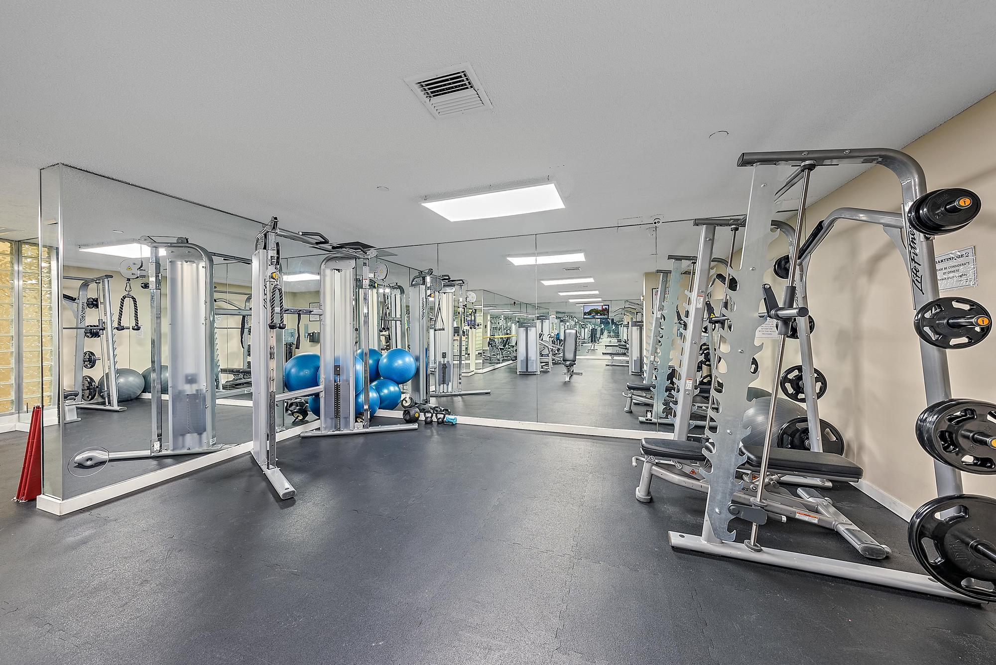 3970 N Ocean #6 Singer Island, FL 33404