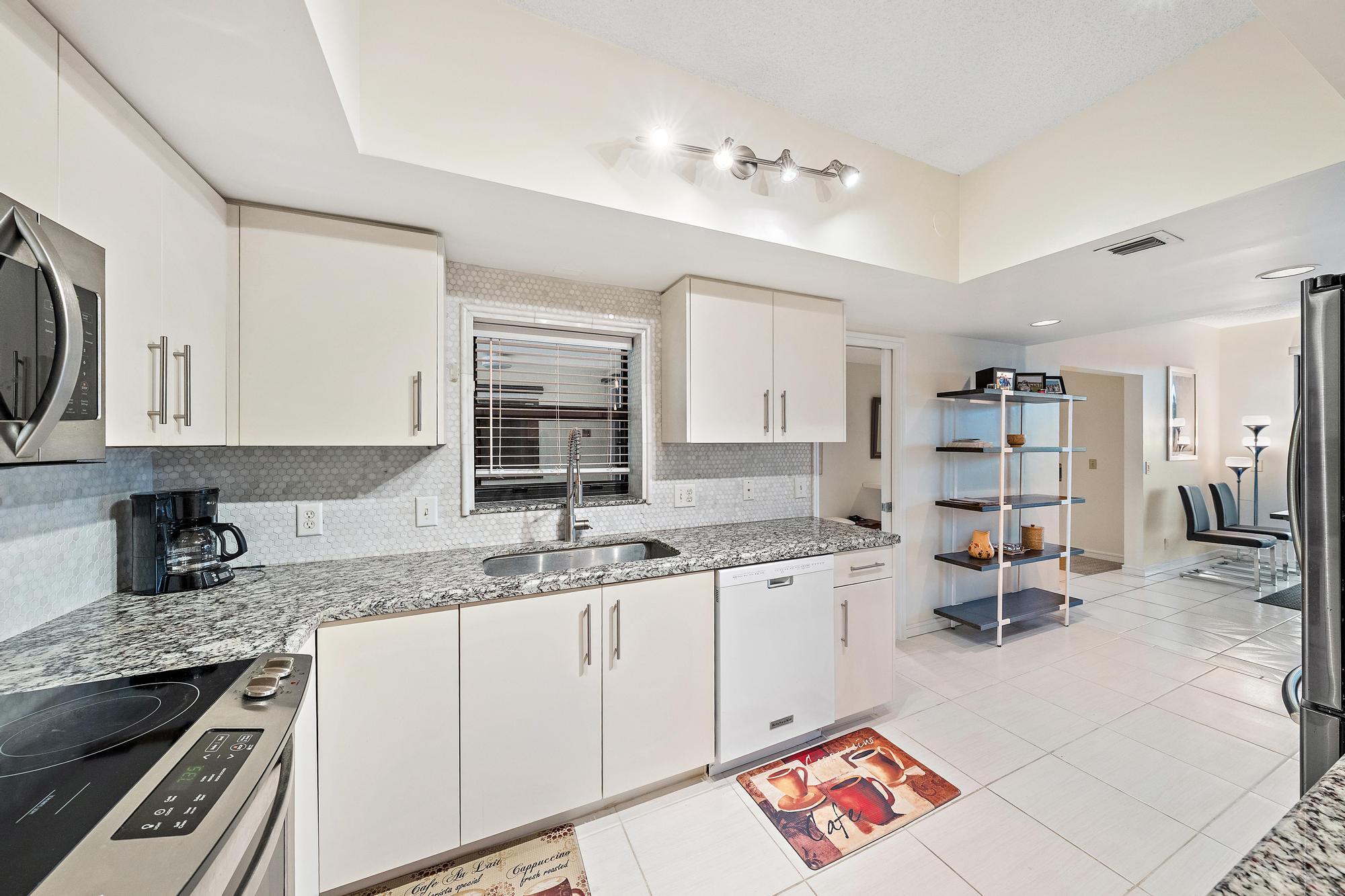 3970 N Ocean #6 Singer Island, FL 33404