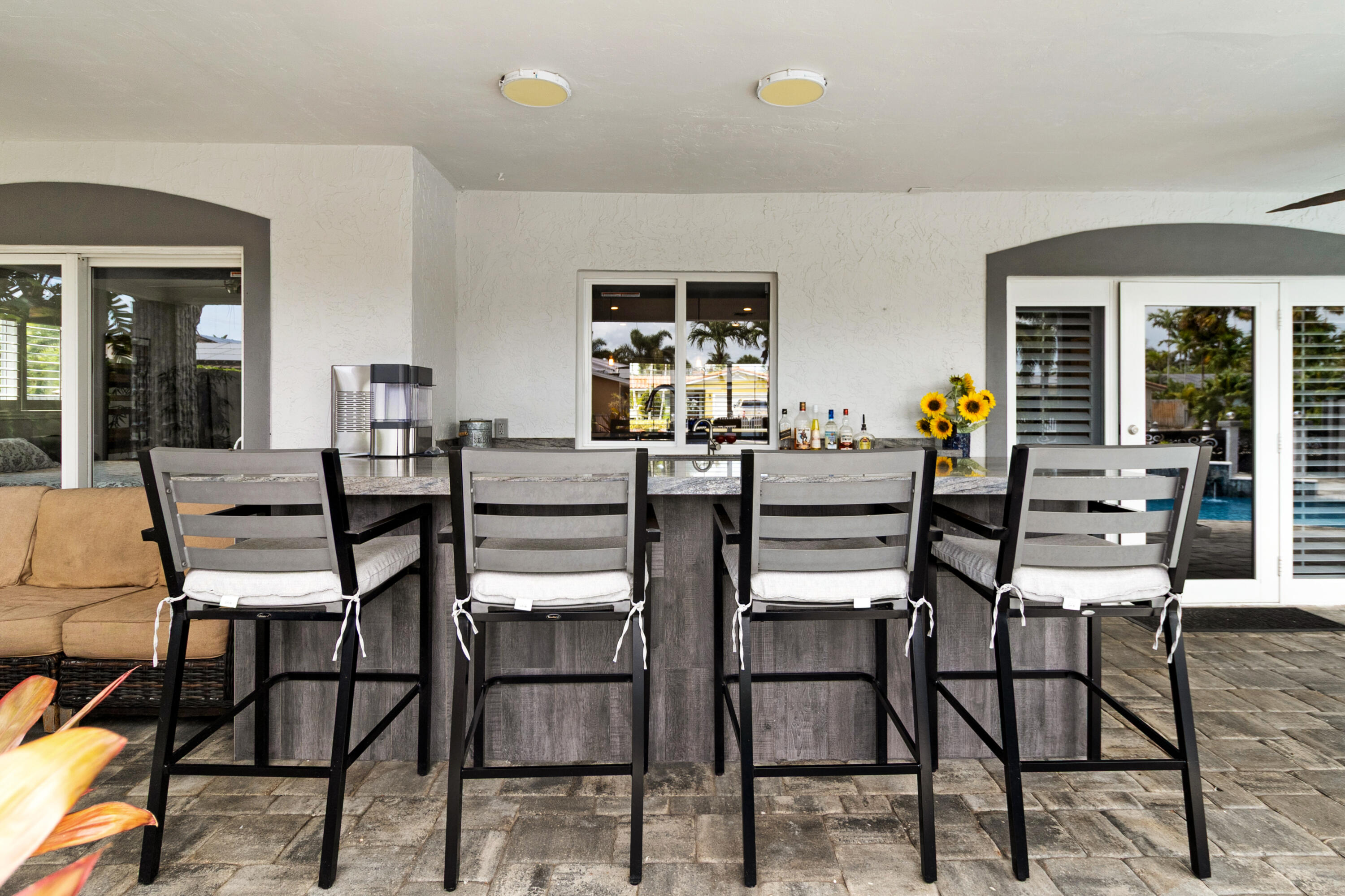 1483 NE 53rd Fort Lauderdale, FL 33334