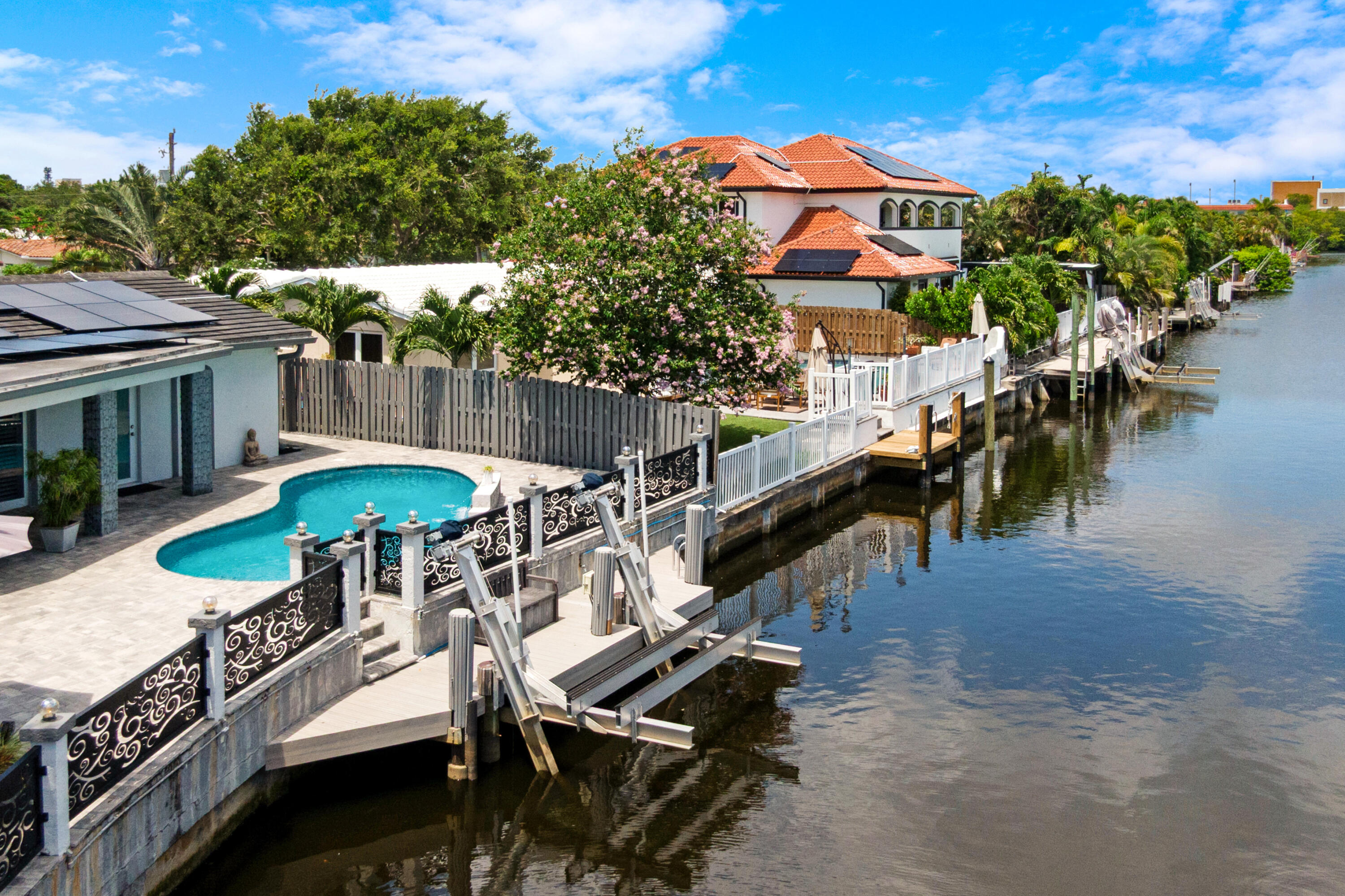 1483 NE 53rd Fort Lauderdale, FL 33334