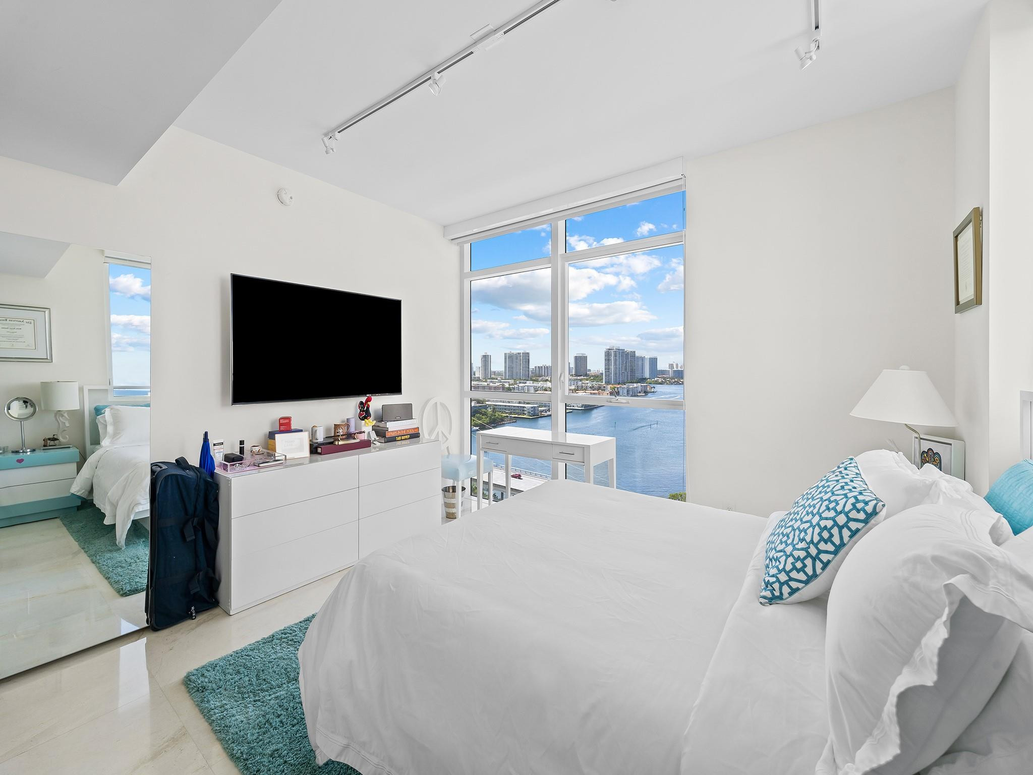 image 400 Sunny Isles13