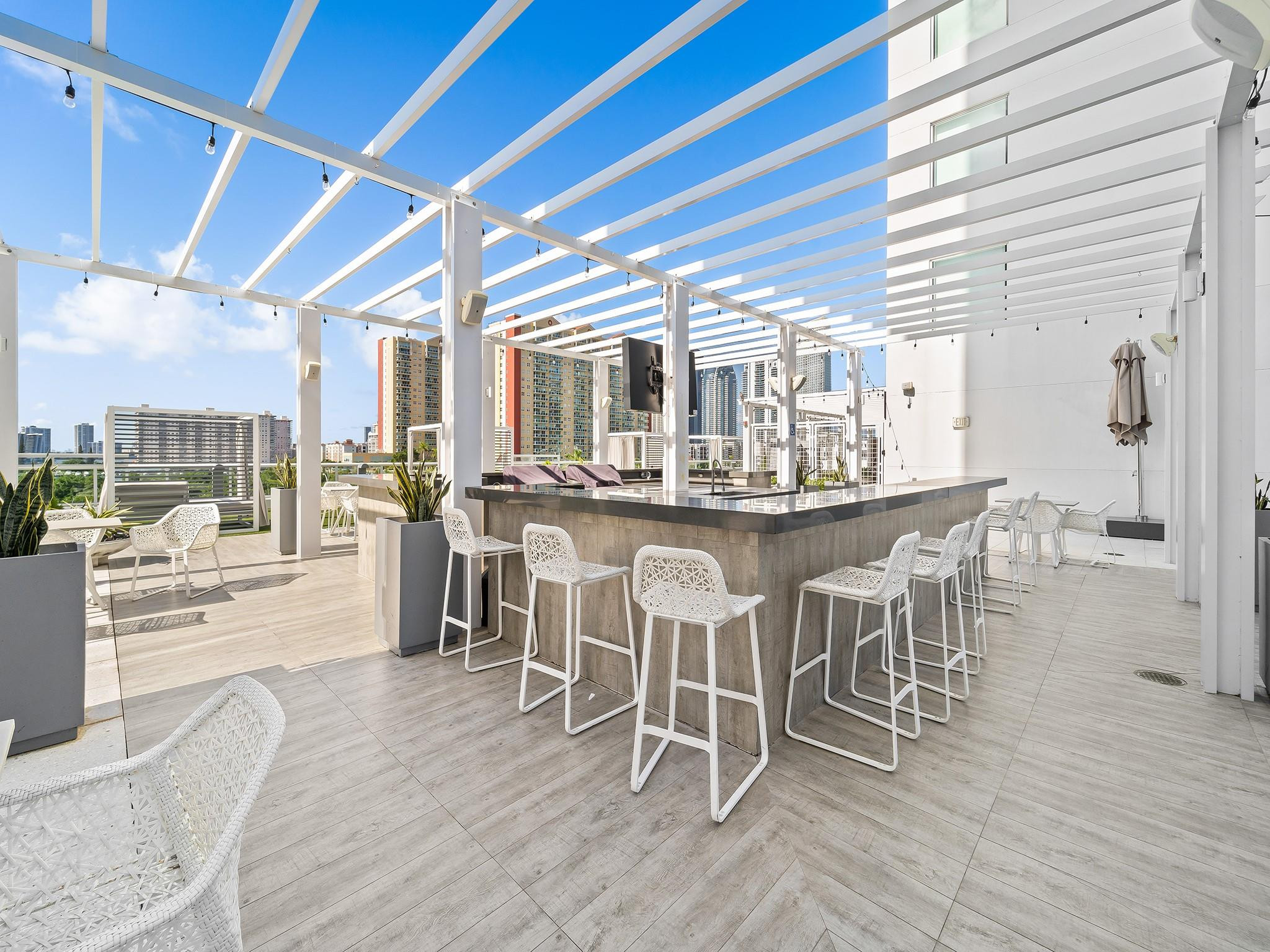image 400 Sunny Isles25