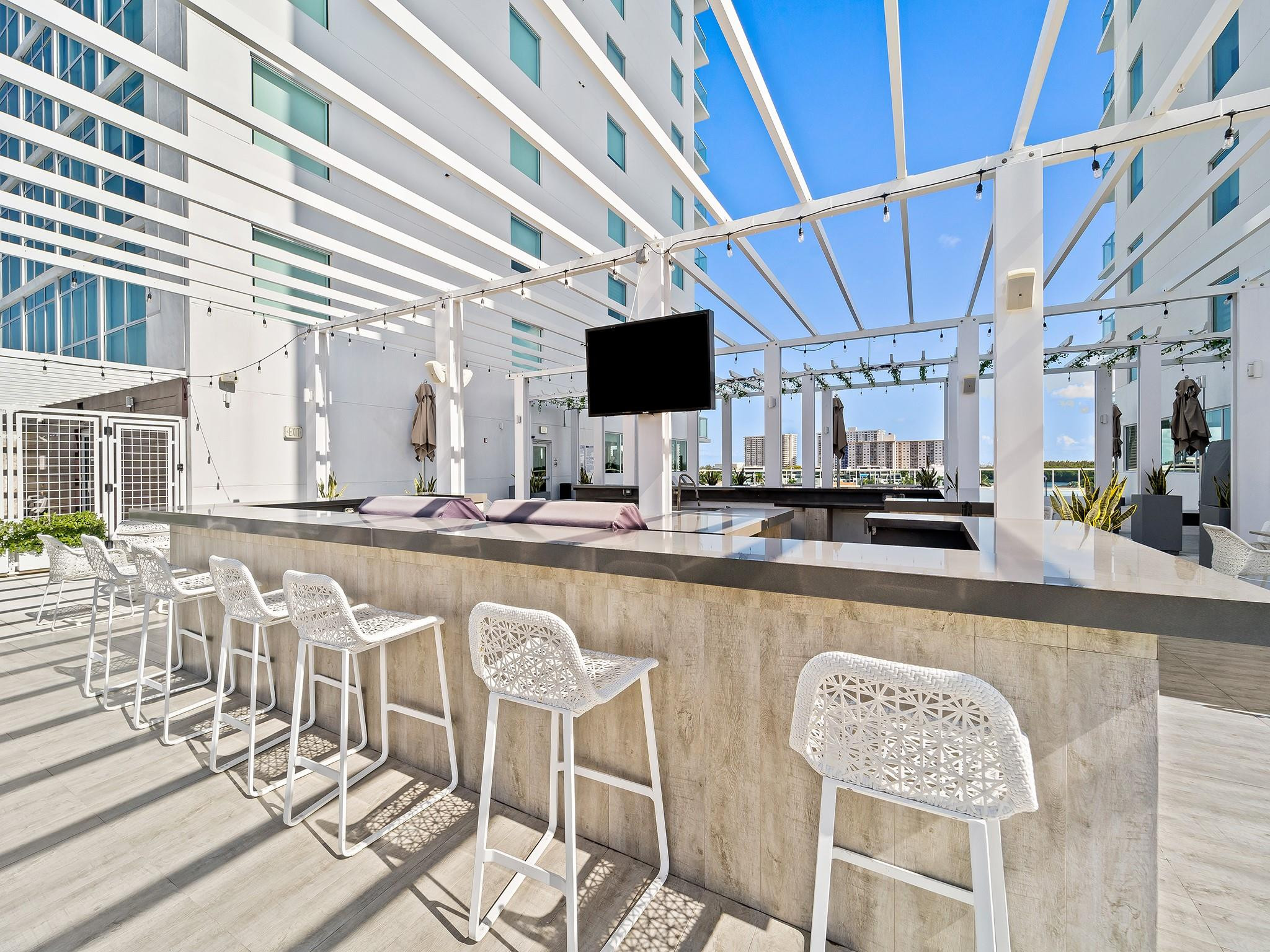 image 400 Sunny Isles28
