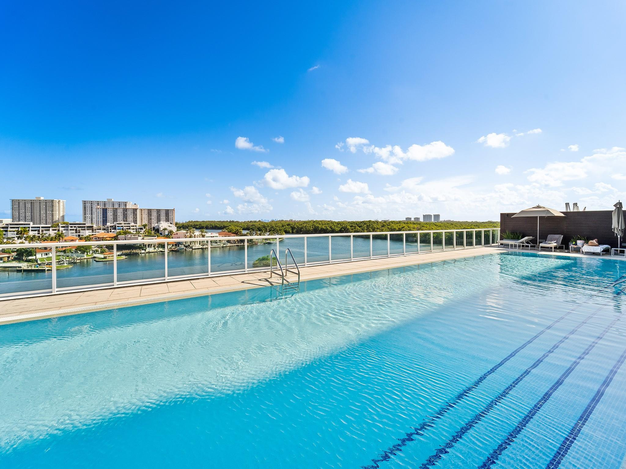 image 400 Sunny Isles31