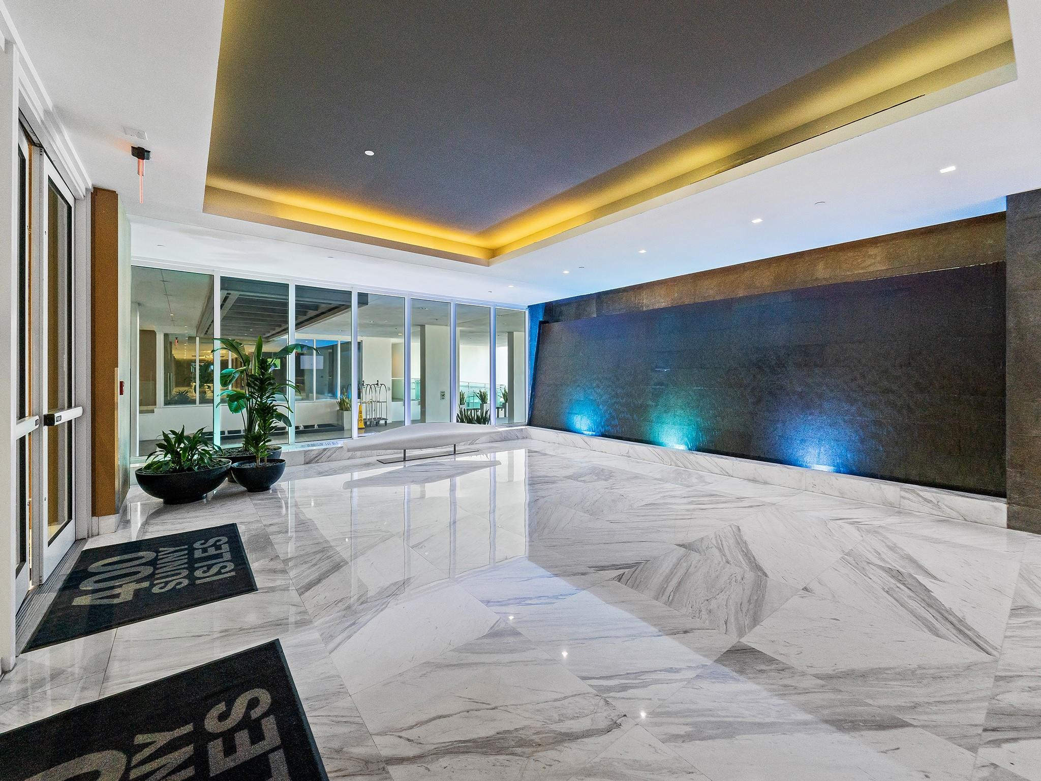 image 400 Sunny Isles40