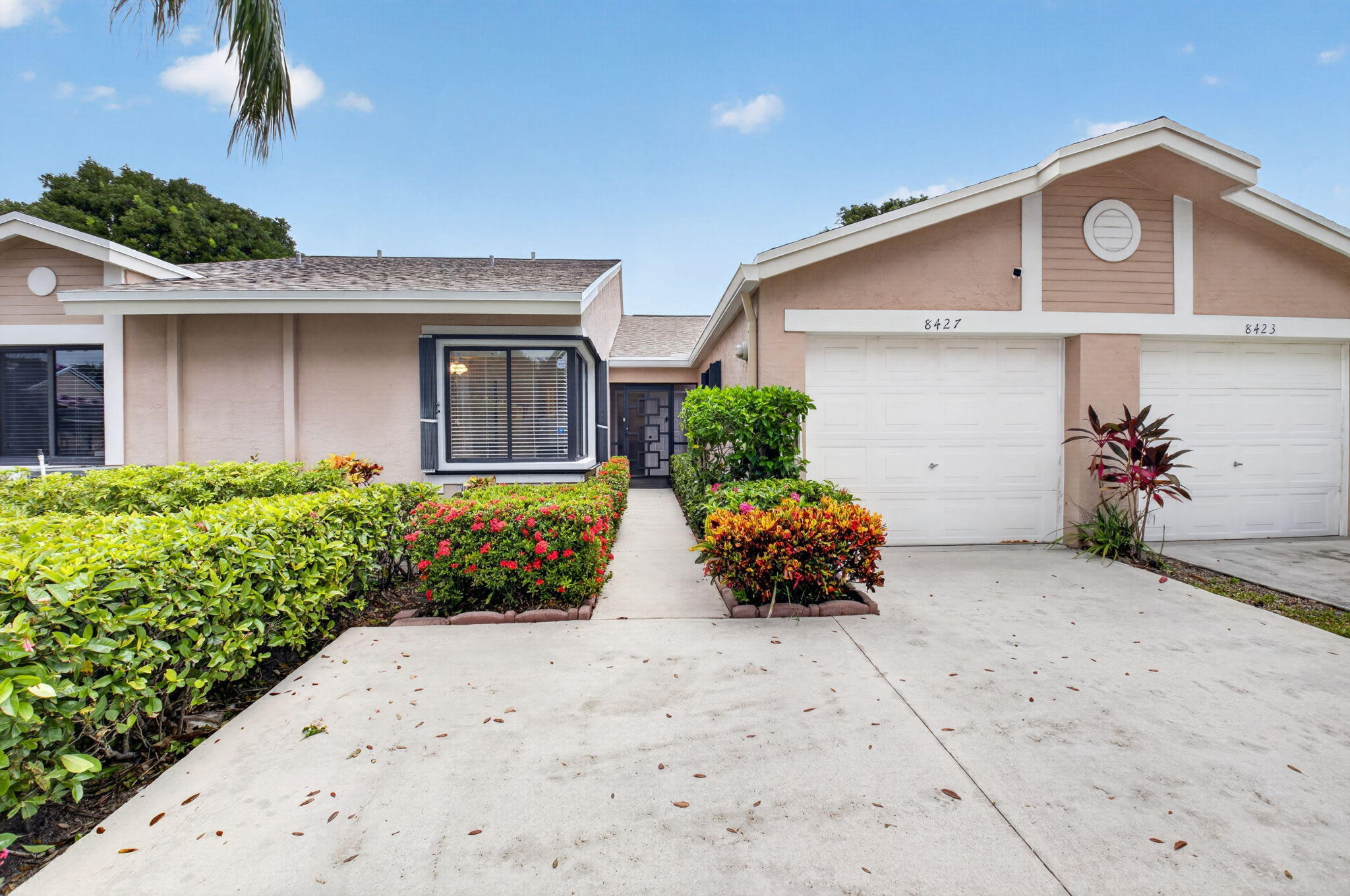 8427 Parkgate #C