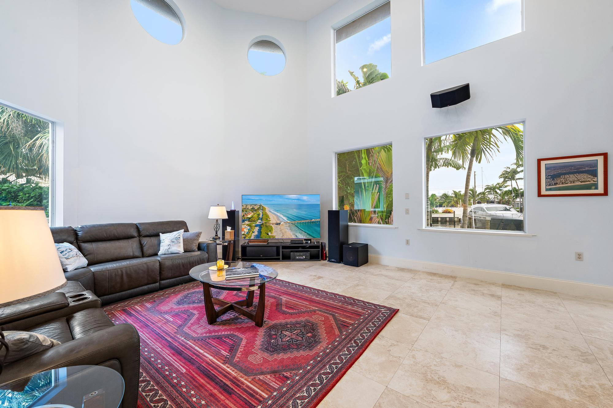 1121 Fairview Singer Island, FL 33404